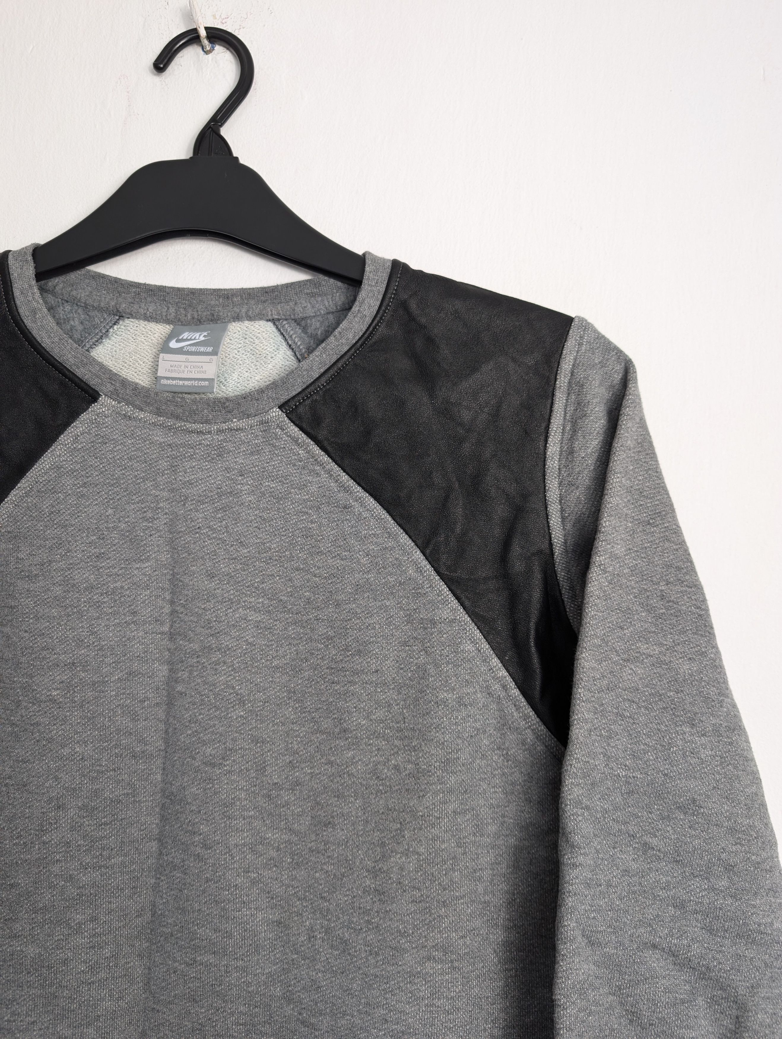Nike Nike Sportswear Crewneck Grey Leather Panels Streetwear Size L / US 10 / IT 46 - 2 Thumbnail