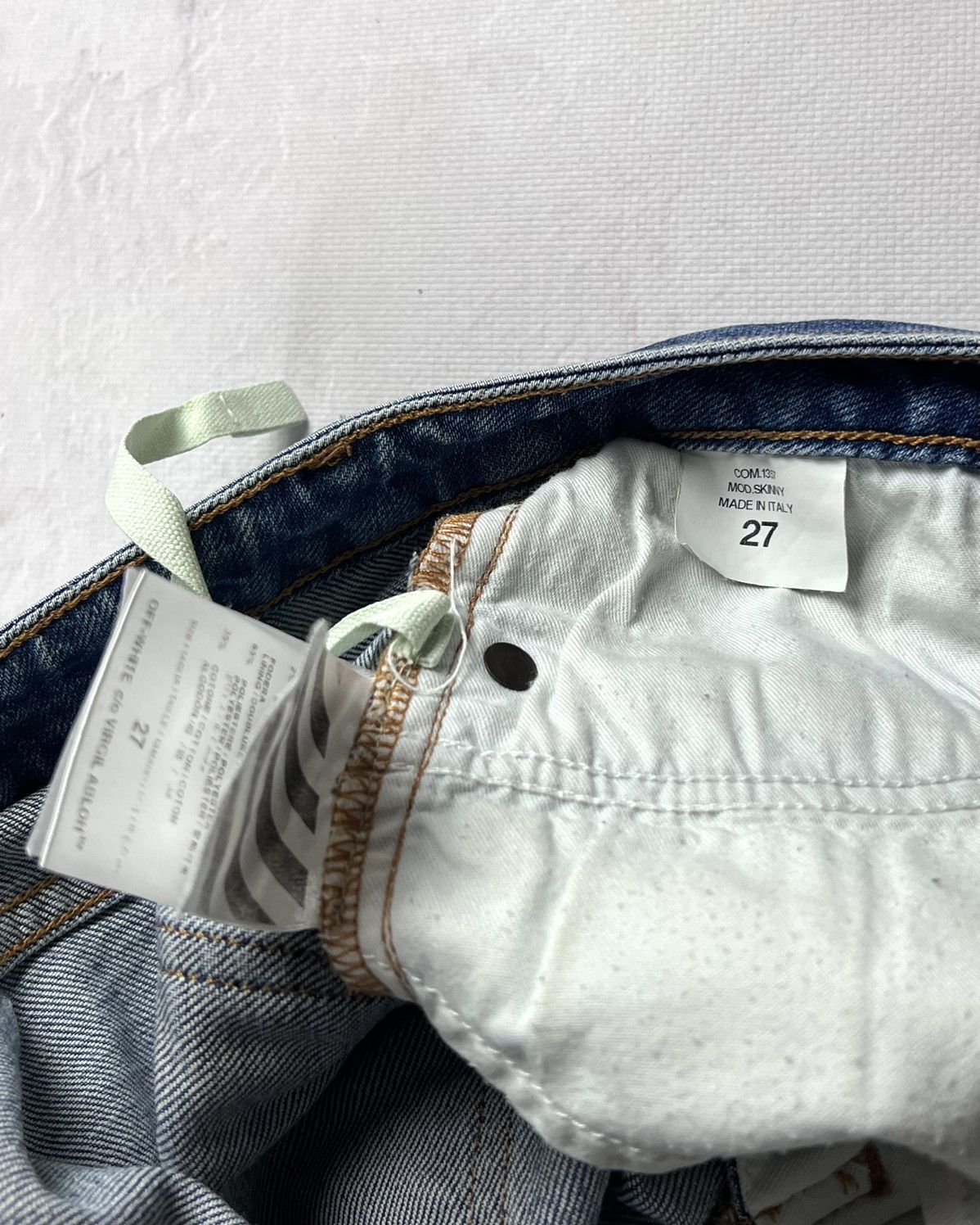 Le Grande Bleu (L.G.B.) × Off-White × Vintage Avant Garde Japanese Denim Off-White Luxury Streetwear Y2k Size US 27 - 10 Thumbnail