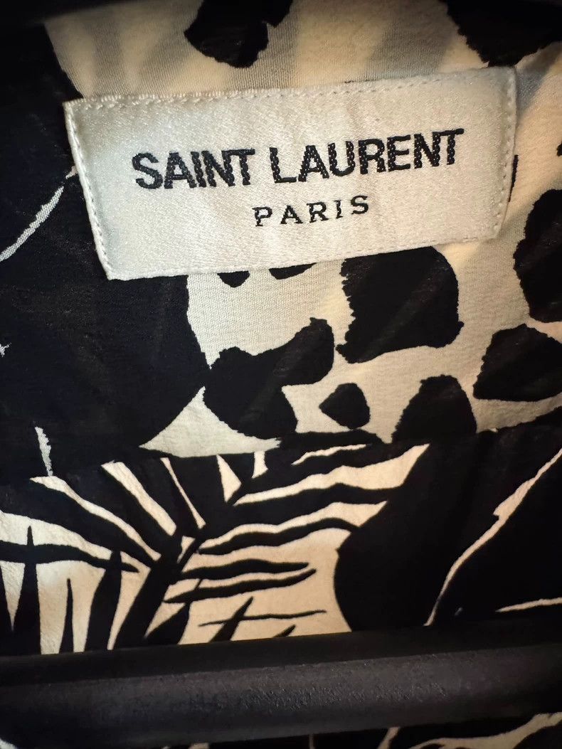 Yves Saint Laurent Saint Laurent20SS Jungle Silk Shirt 2503-Nextarrow Size US XXS / EU 40 - 2 Thumbnail