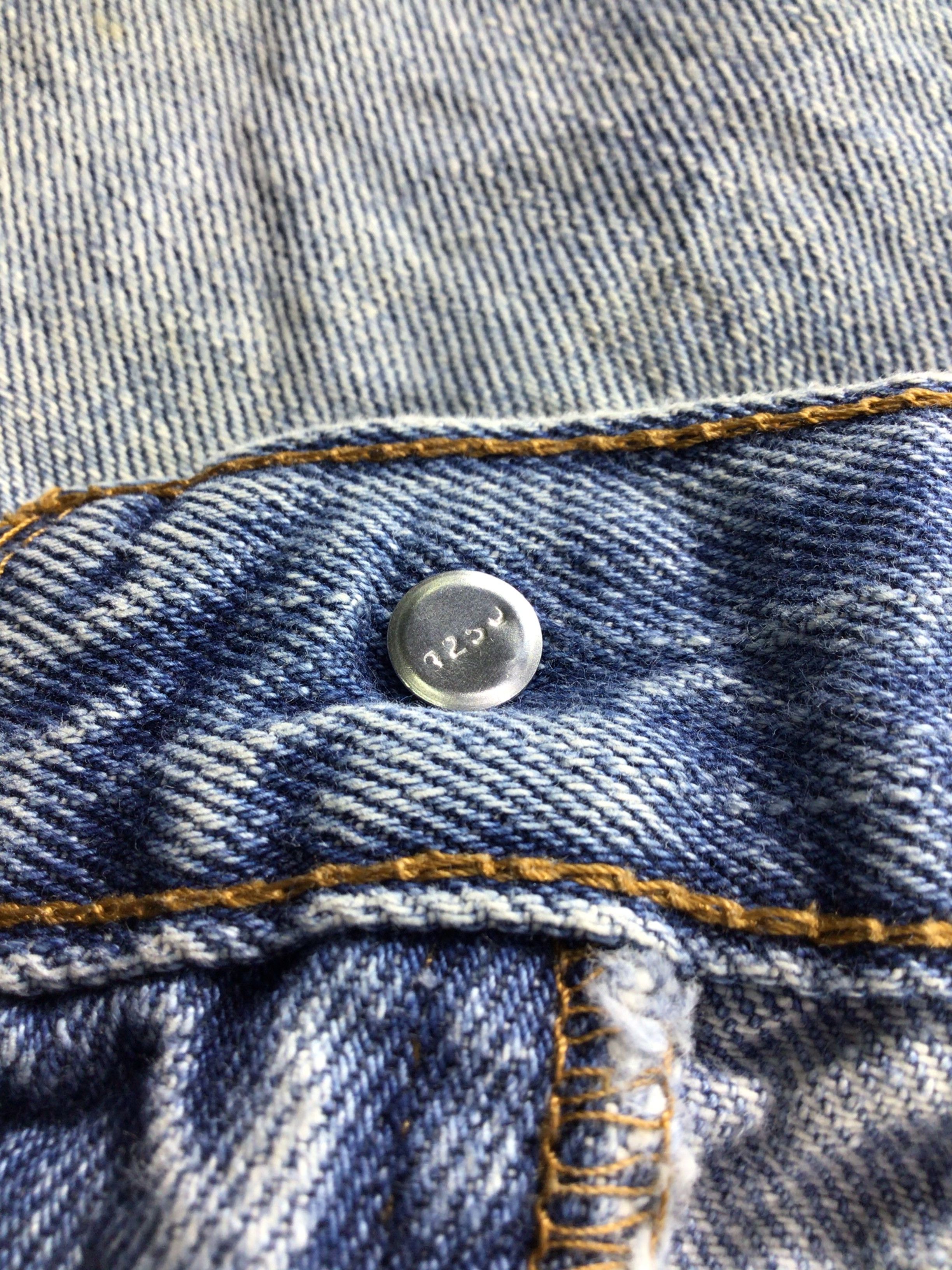 Levi's Vintage Levis 550 Jeans Medium Wash Denim -J541 Size US 33 - 8 Thumbnail