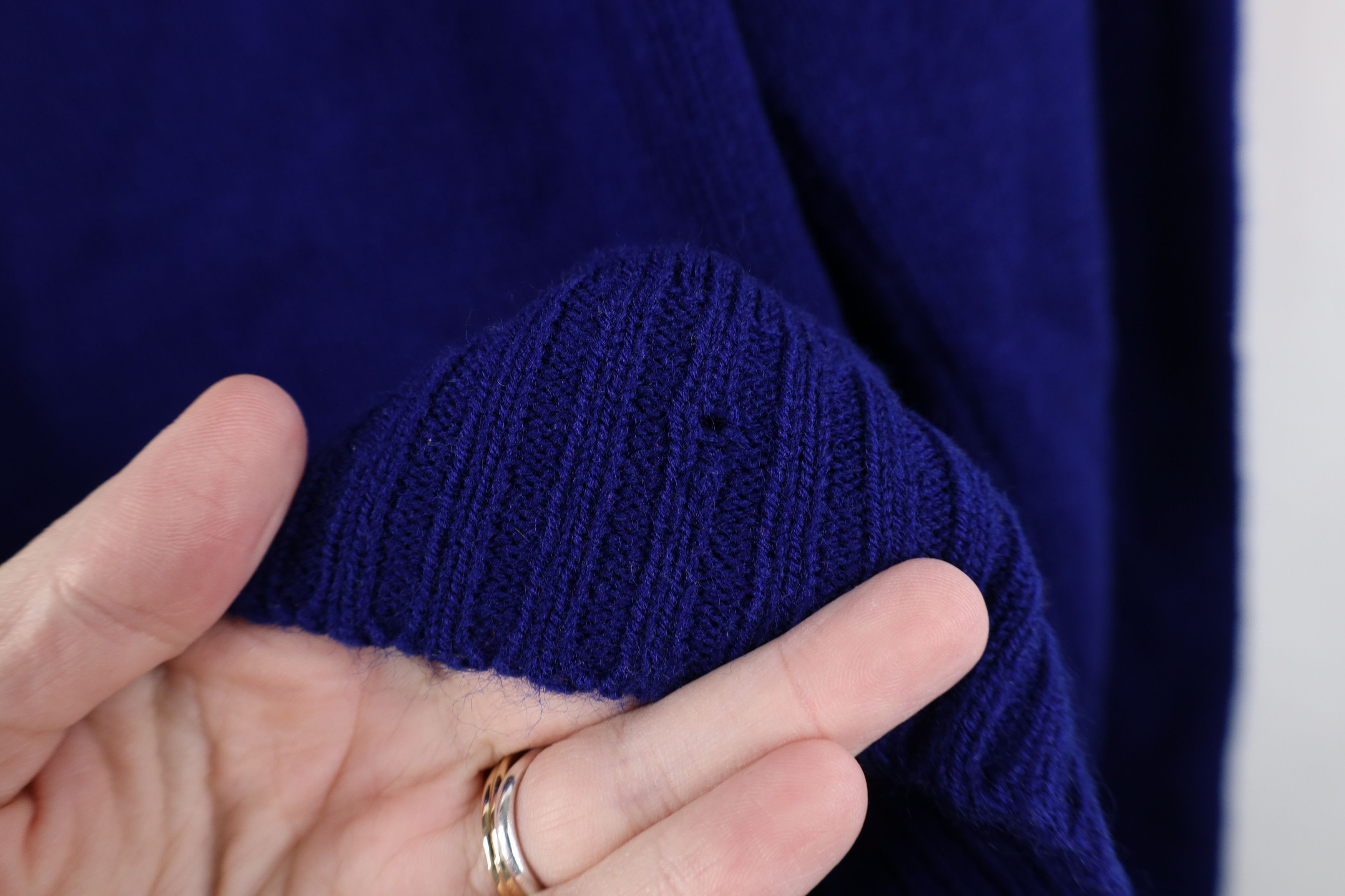 Vintage Vintage 70s Streetwear Ribbed Cable Knit V-Neck Sweater Blue Size L / US 10 / IT 46 - 8 Thumbnail