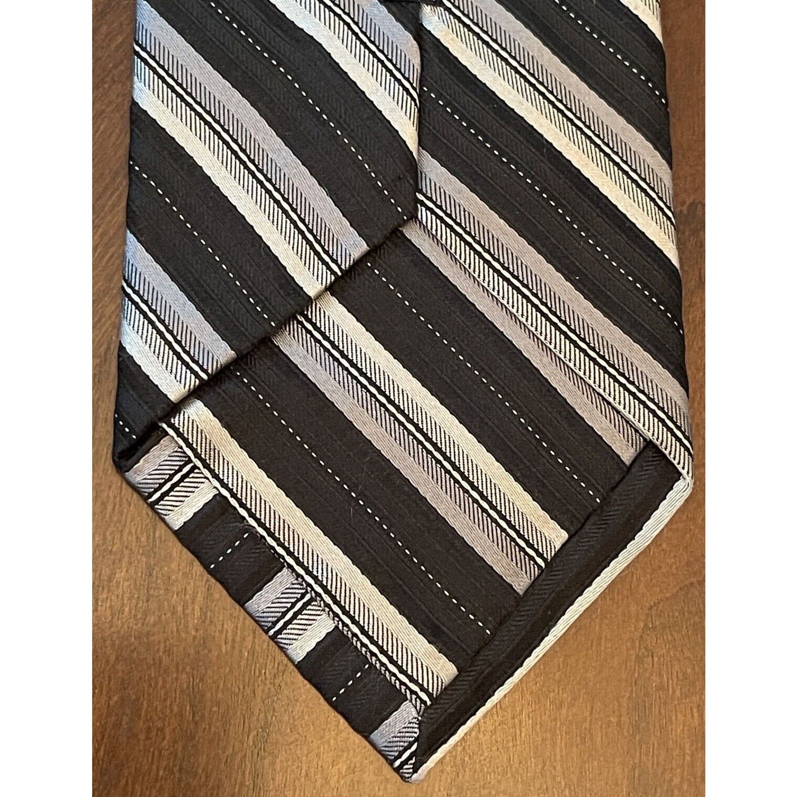 Calvin Klein Calvin Klein Black Gray 100% Silk Made In China Size ONE SIZE - 2 Thumbnail