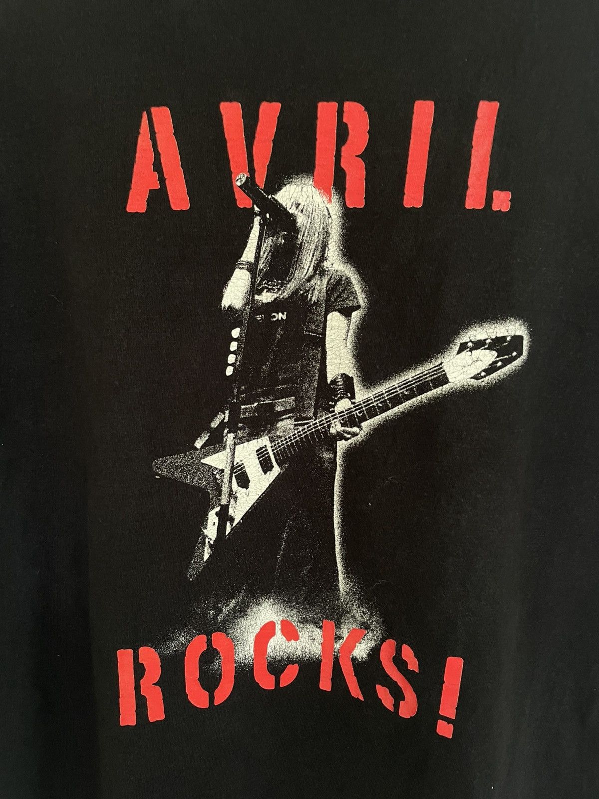 Band Tees Vintage Y2K Avril Lavigne skate punk AL03 t shirt Size US M / EU 48-50 / 2 - 4 Thumbnail
