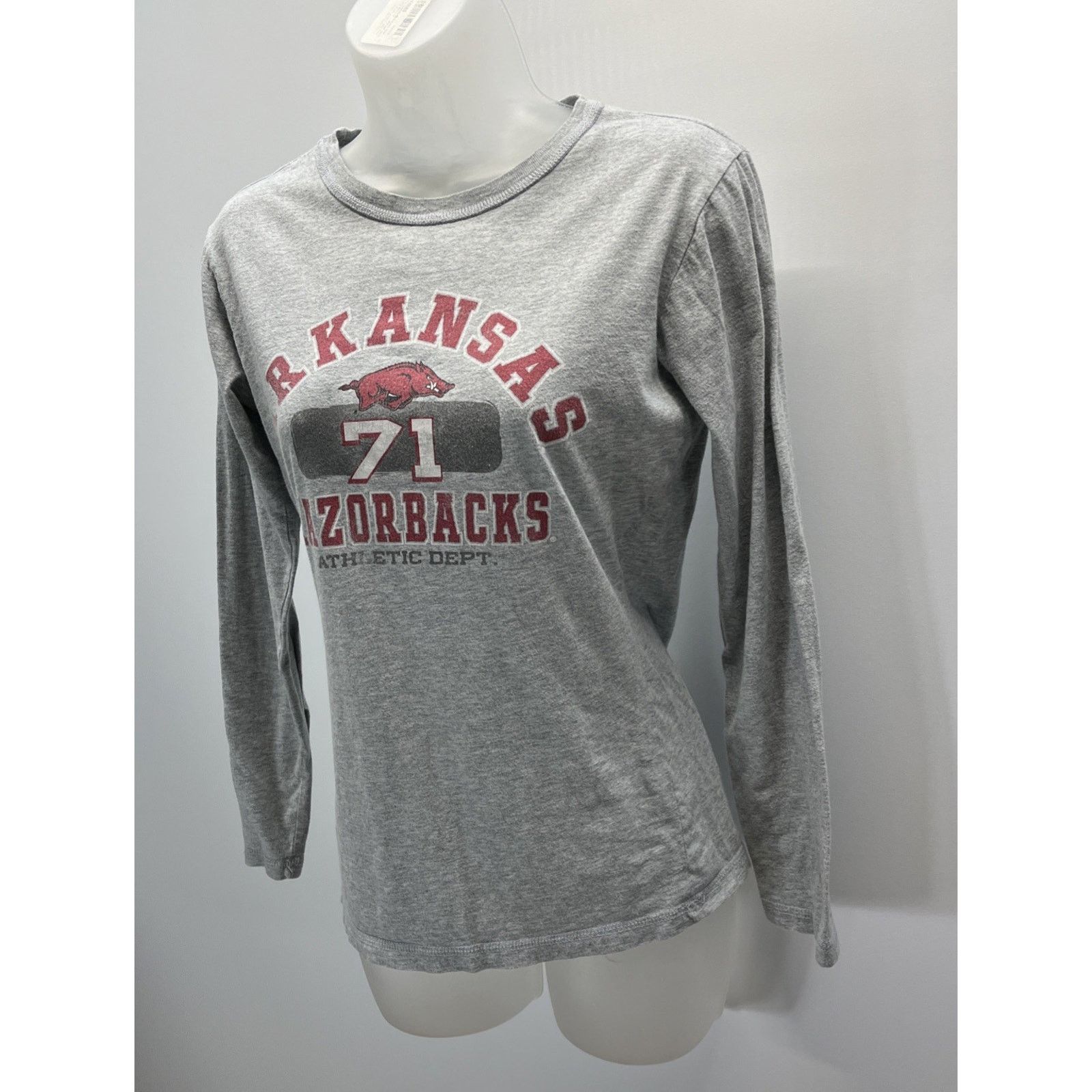 J. America J. America Women’s Gray Longsleeve Arkansas Shirt Size M Size US M / EU 48-50 / 2 - 2 Thumbnail