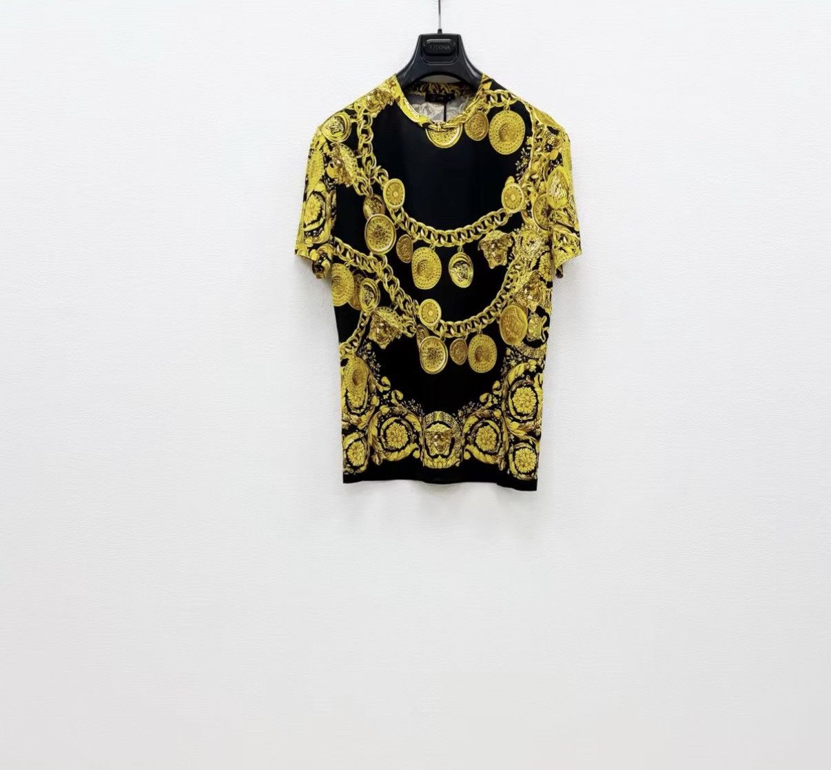 Versace VERSACE 100% Cotton Short Sleeve T-shirt J30 Size US L / EU 52-54 / 3 - 1 Thumbnail
