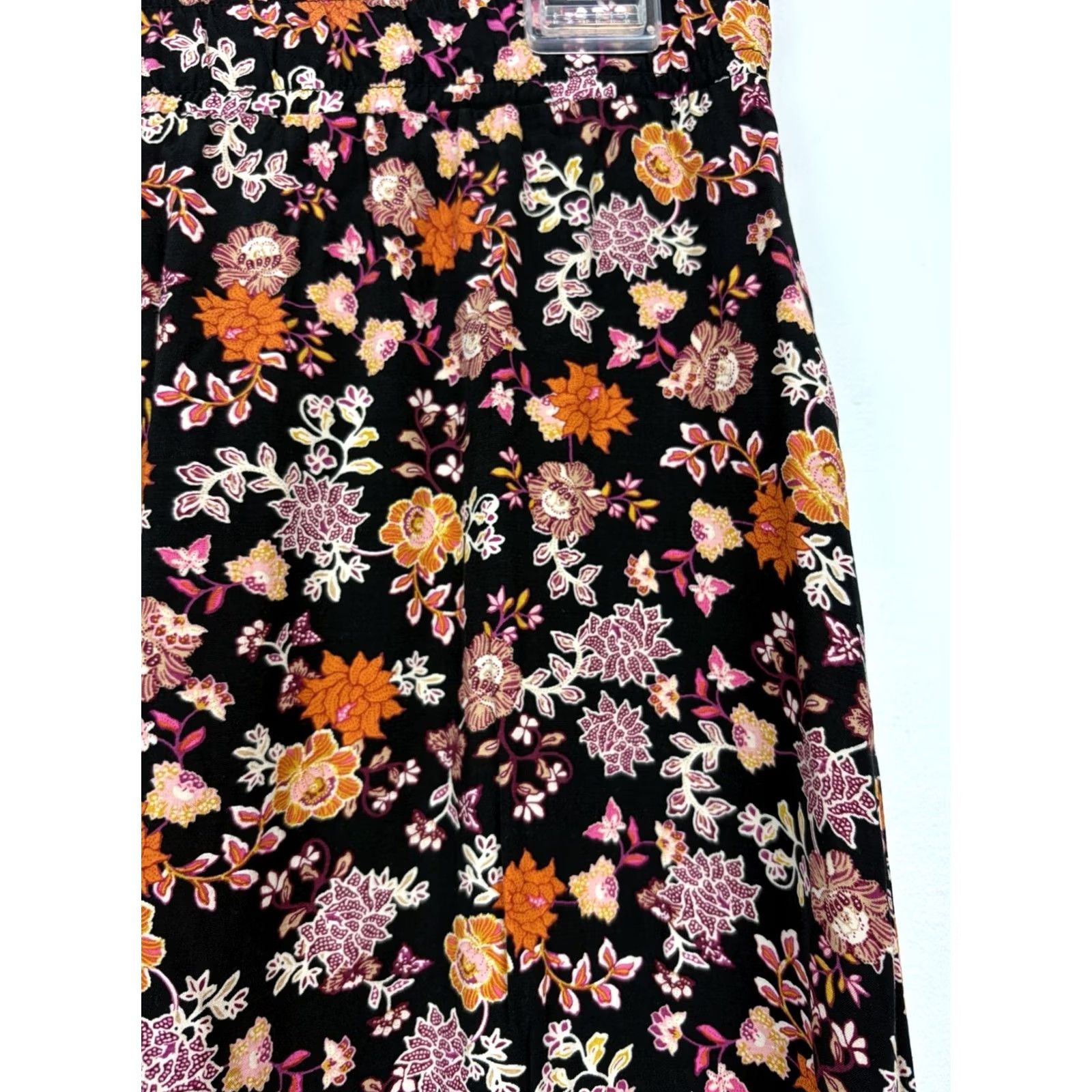 Loft LOFT Skirt Women Small Floral White Midi A-Line Casual Slit Front Lined Spring Summer Vacation Beach Resort 30"-34" Waist Womens Size 28" / US 6 / IT 42 - 5 Thumbnail