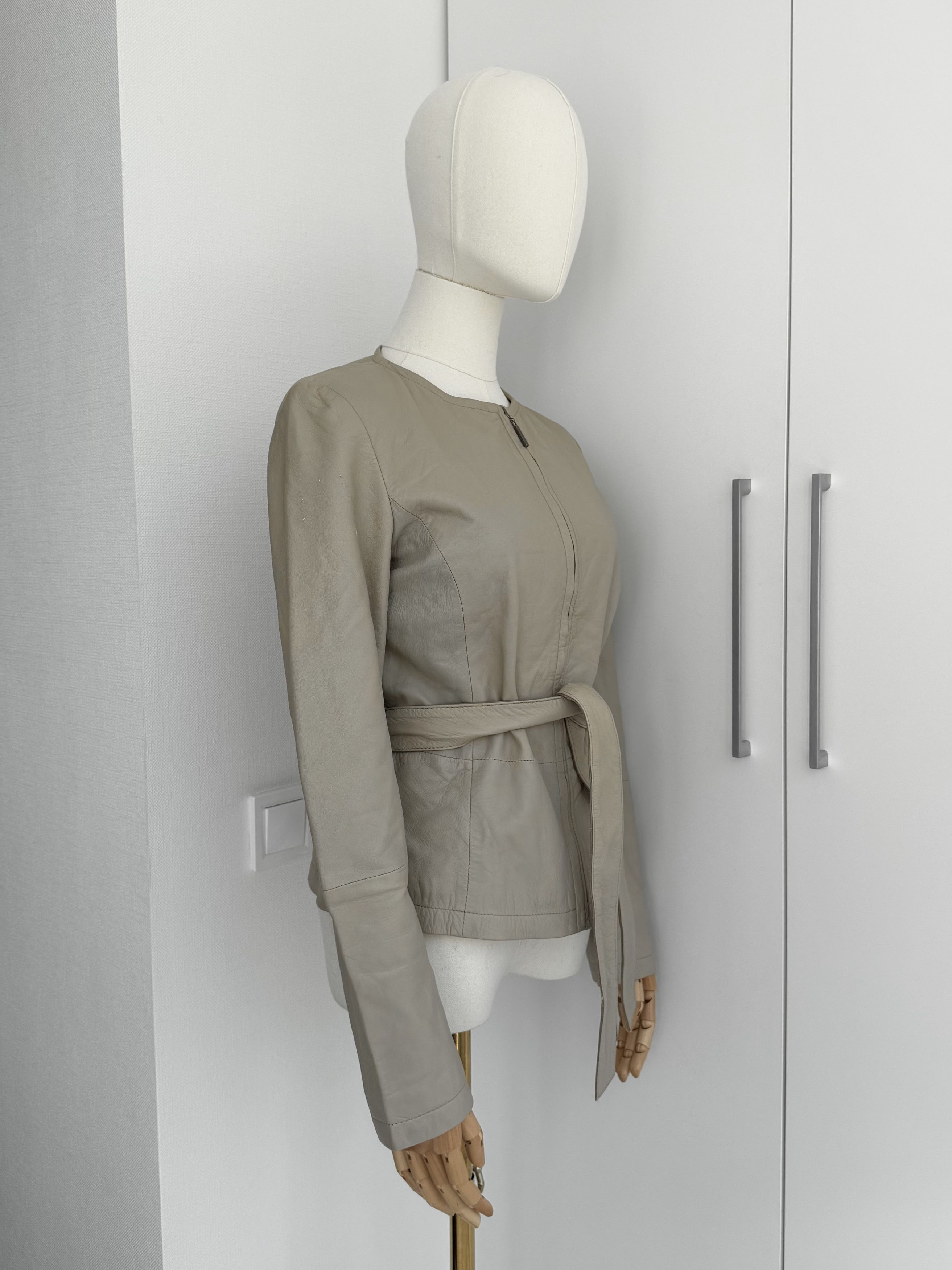 Genuine Leather Vintage Leather Jacket Women Belted Fitted Zip Minimalist Size S / US 4 / IT 40 - 2 Thumbnail