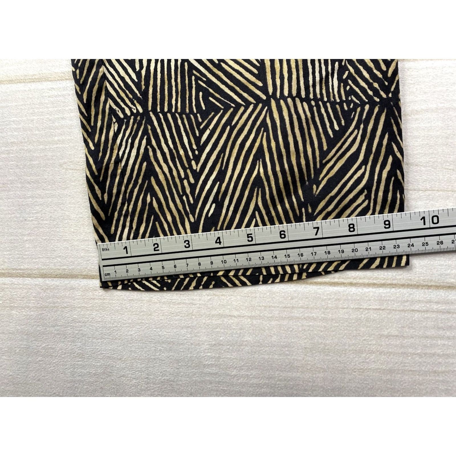 Ralph Lauren VINTAGE not included; Please provide exact updated title for refinement. Size 30" / US 8 / IT 44 - 7 Thumbnail