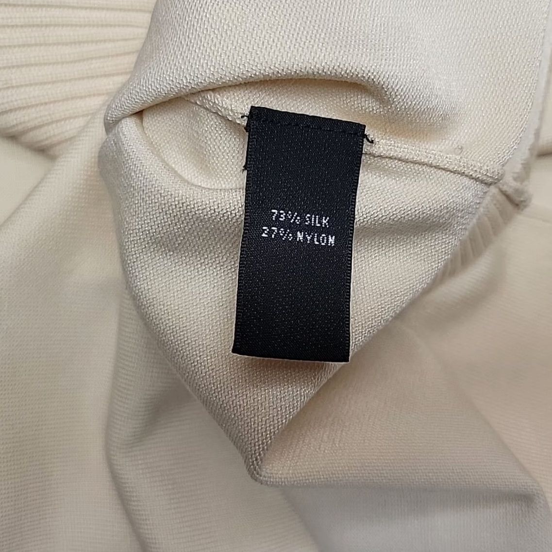Vintage Josephine Chaus Top Women L Cream Sleeveless Silk Blend Classic Capsule Wardrobe Shirt Size L / US 10 / IT 46 - 4 Thumbnail