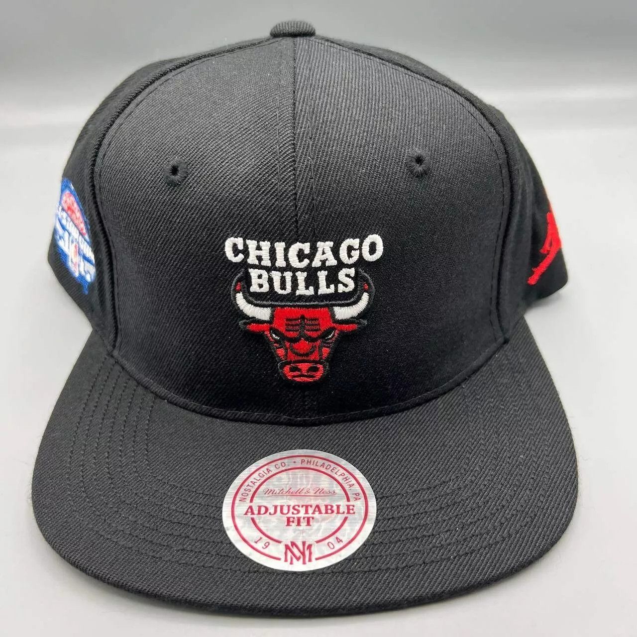 Mitchell & Ness Air Jordan x Chicago Bulls Hat Men Mitchell & Ness Snap Back Size ONE SIZE - 1 Thumbnail