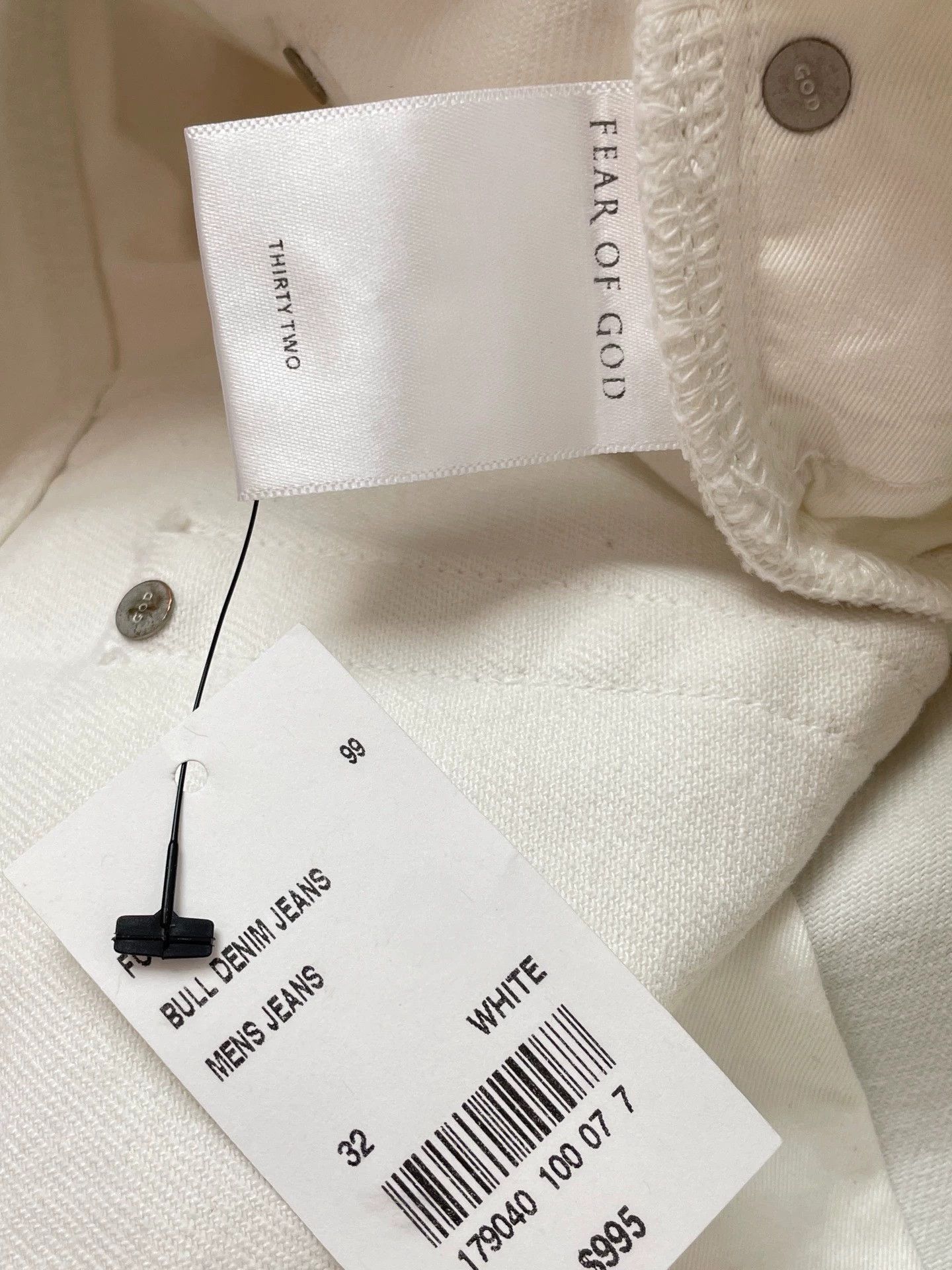 Fear of God Fear of God 4th Maxfield White Distressed Denim 32 Size US 32 / EU 48 - 4 Thumbnail