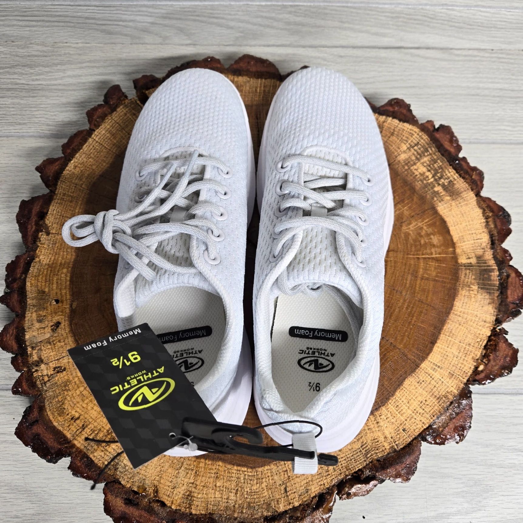 Athletic Works Athletic Works White Lifestyle Jogger Sneakers Shoes Adult Women 9.5 White Sneakers Lifestyle Jogger Women 9.5 Athletic Works Shoes Size 32" / US 10 / IT 46 - 5 Thumbnail