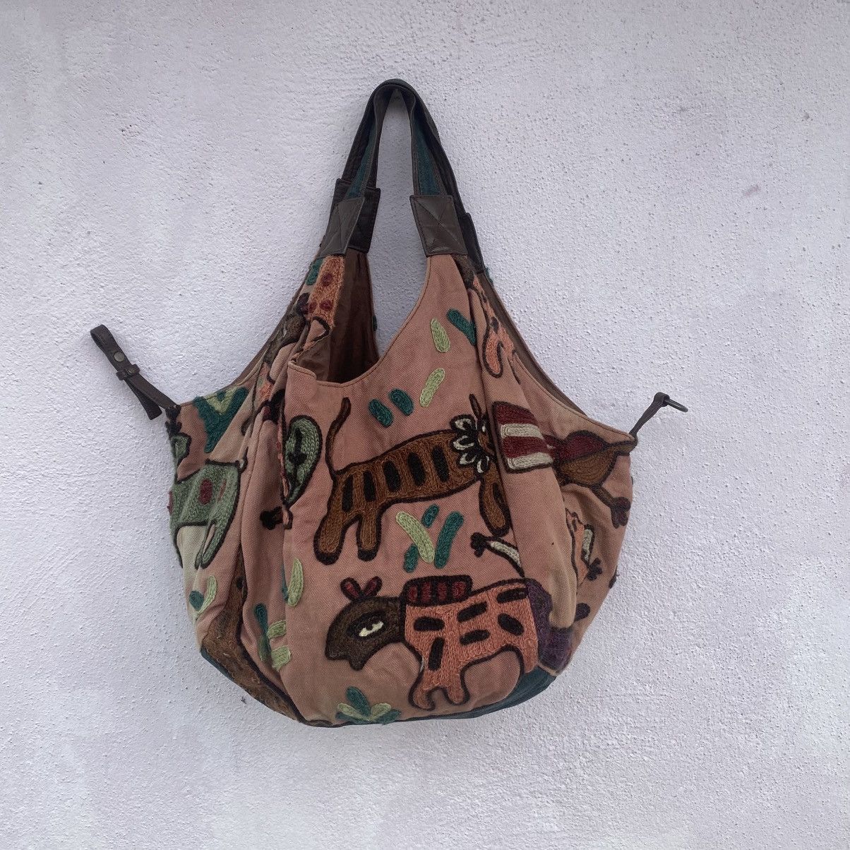 Japanese Brand Hippies Wild Life Embroidery Cotton Bag KAPITAL STYLE Size ONE SIZE - 14 Thumbnail