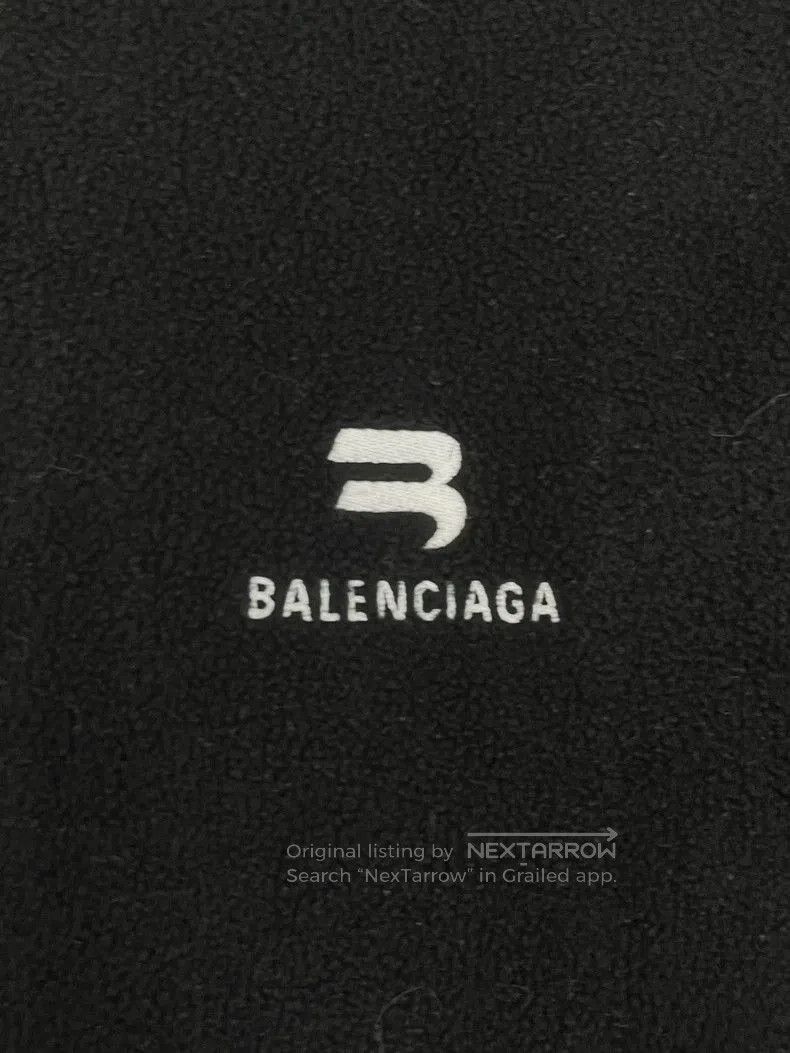 Balenciaga Balenciaga Coral Fleece Logo Jacket. Size US XL / EU 56 / 4 - 3 Thumbnail