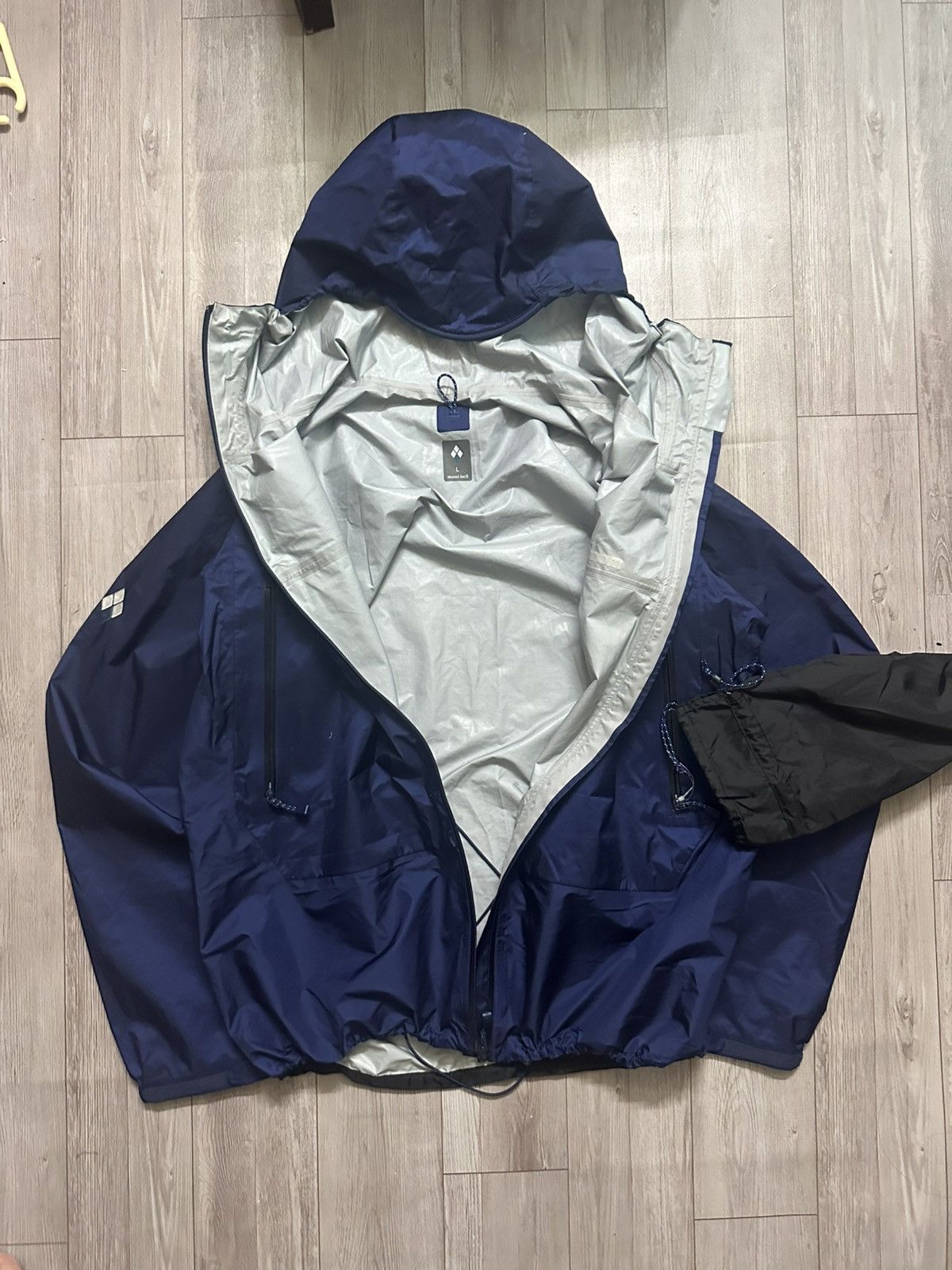 Montbell Montbell jacket Size US L / EU 52-54 / 3 - 4 Thumbnail
