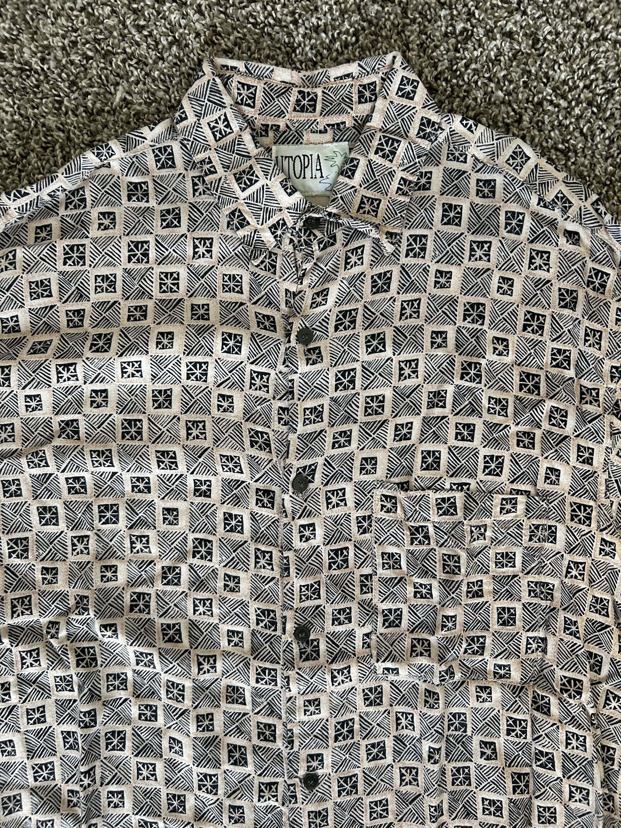 Other Utopia Black/Beige Pattern Short Sleeve Button Down Size US L / EU 52-54 / 3 - 2 Thumbnail