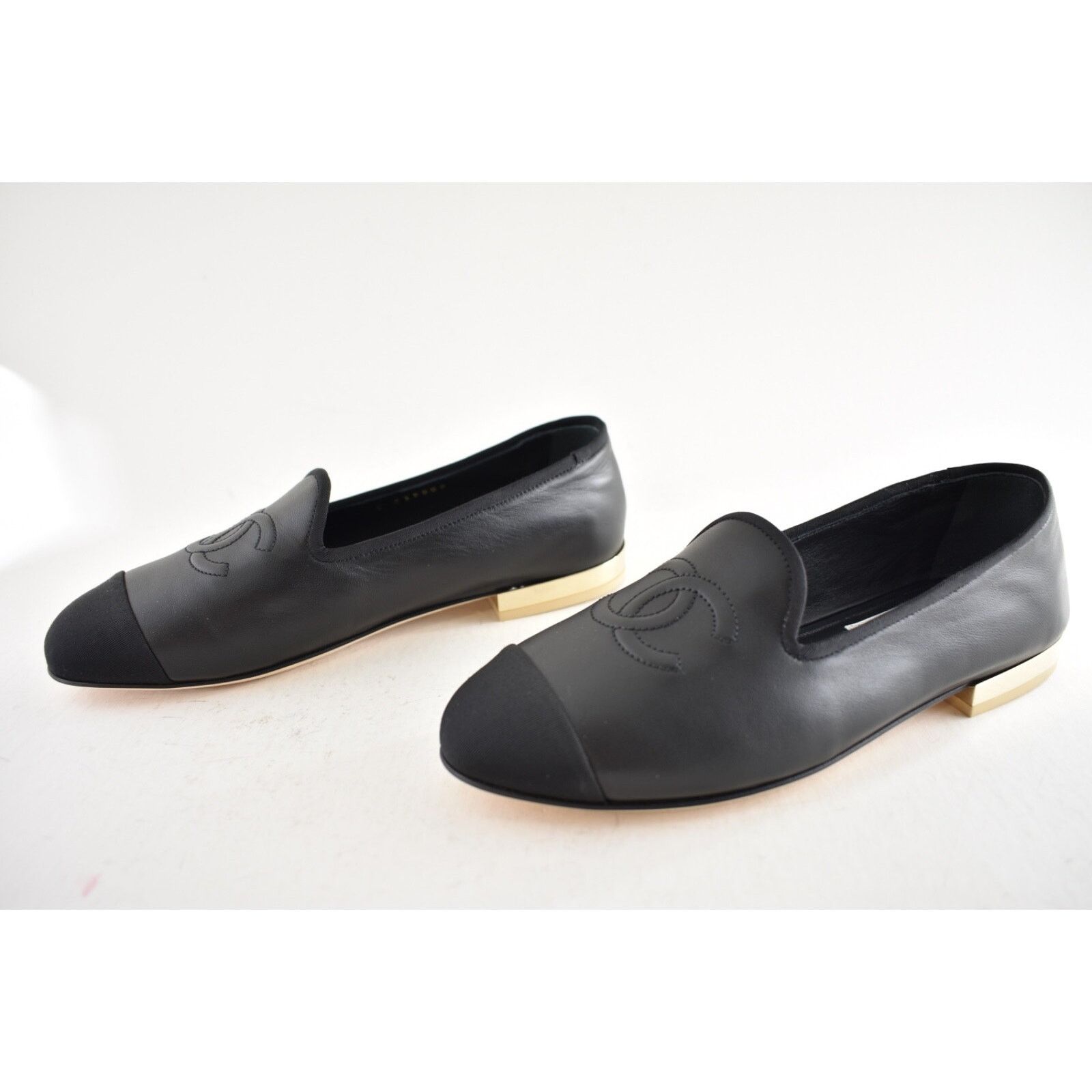 Chanel Chanel 23S Black Lambskin Grosgrain CC Logo Gold Heel Size US 7 / IT 37 - 14 Thumbnail
