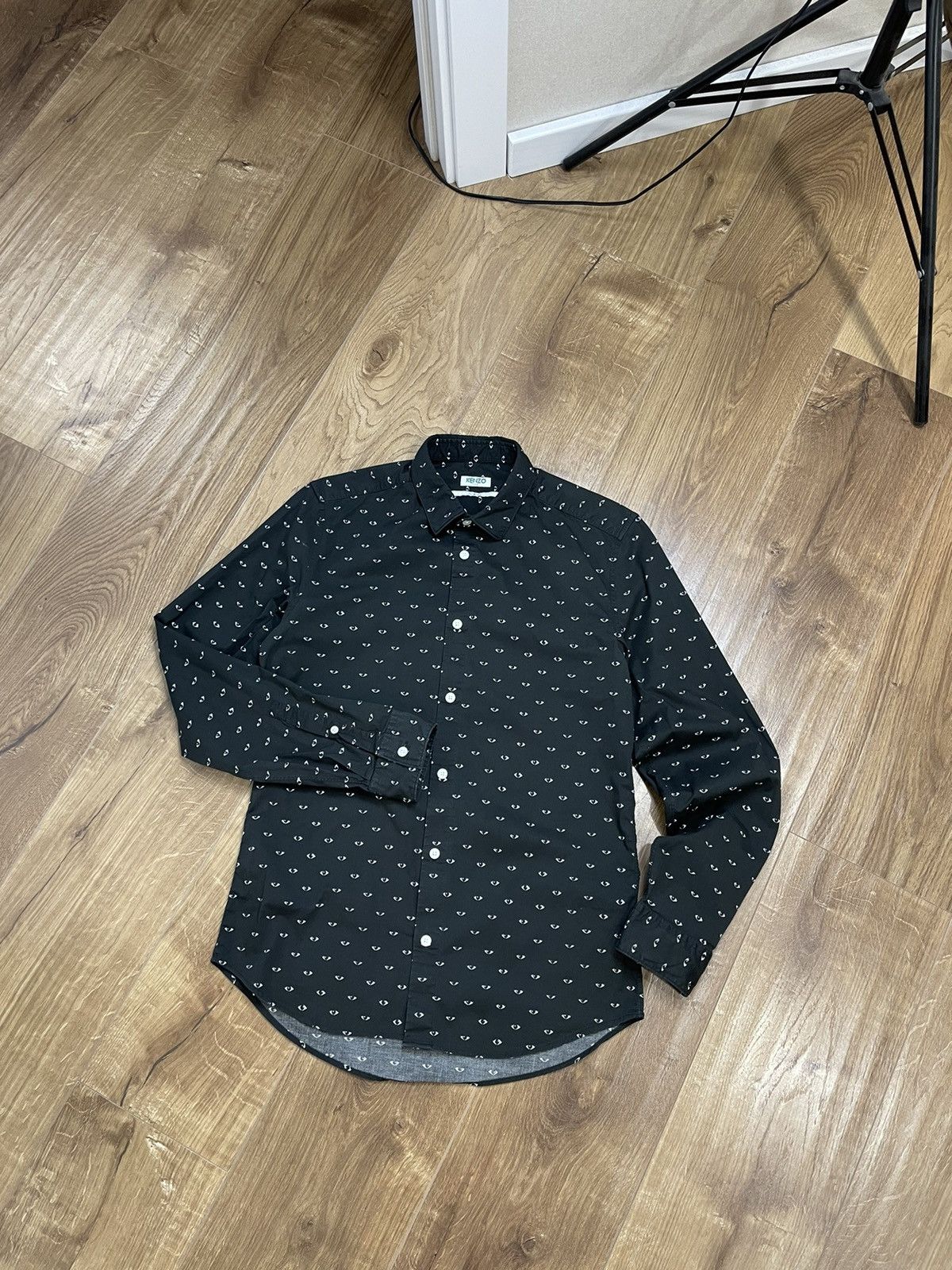 Vintage Kenzo Y2K Black Monogram Eye Multilogo Shirt Tee