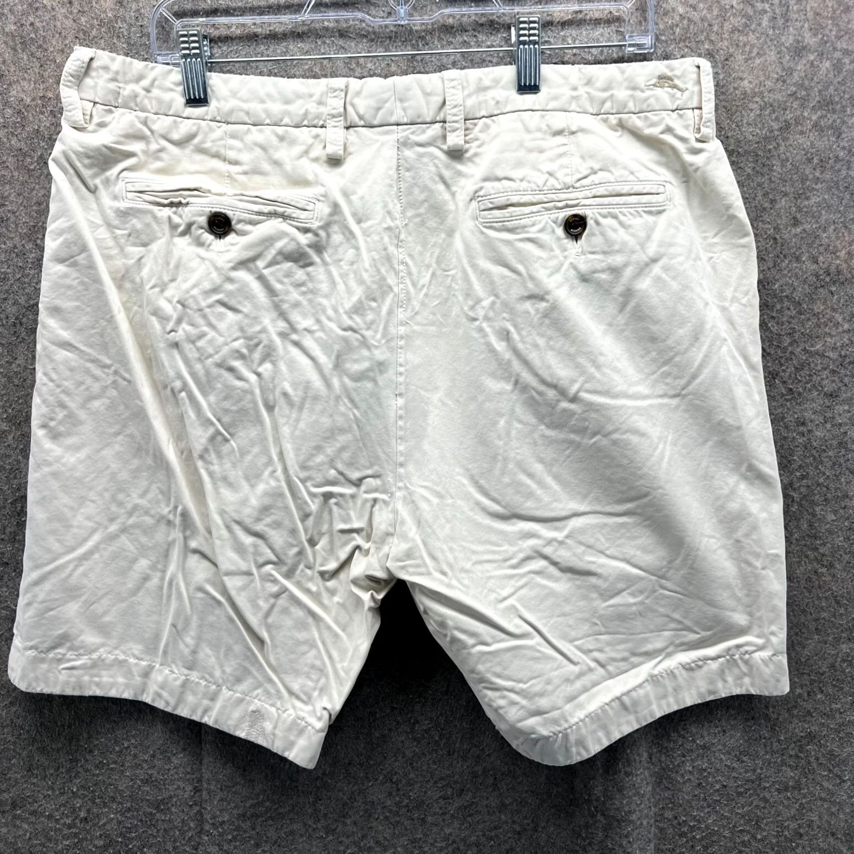 Tommy Bahama Tommy Bahama Shorts Mens 35 Beige Chino Flat Front Khaki Tan Pima Cotton Canvas Solid Button Casual Travel Mens Regular Beach Vintage No Size US 35 - 2 Thumbnail