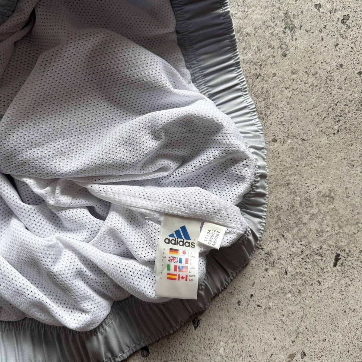 Adidas Vintage Mens Grey V-neck Jacket Zip-Off Sleeves