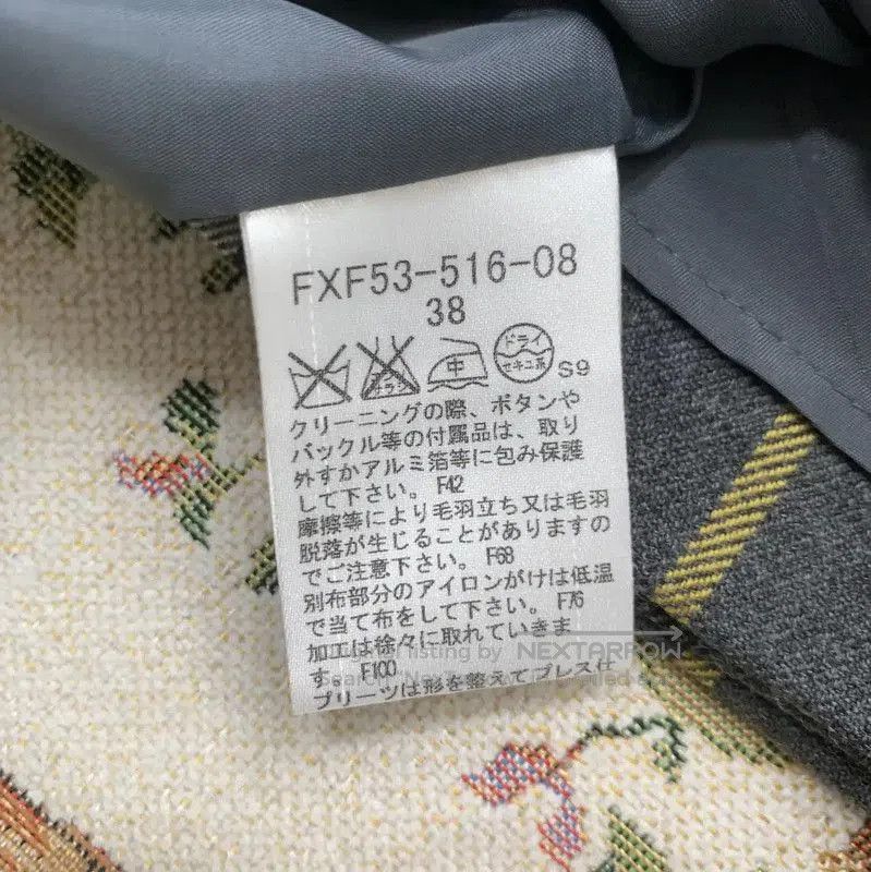 Burberry Burberry Gray Wool Plaid Mini Skirt. Size 23" - 6 Thumbnail