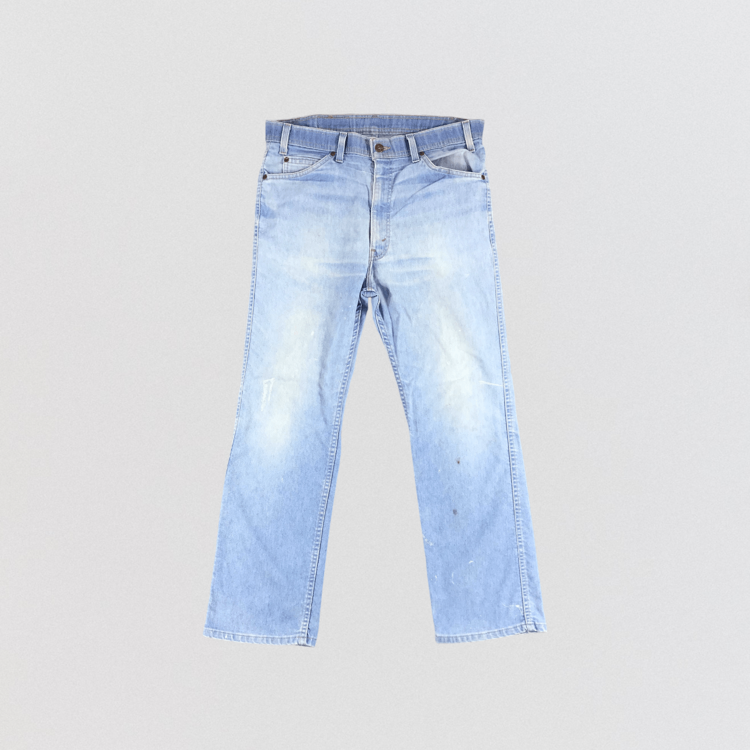 Vintage 90s Light Wash Levis Jeans-JM1466
