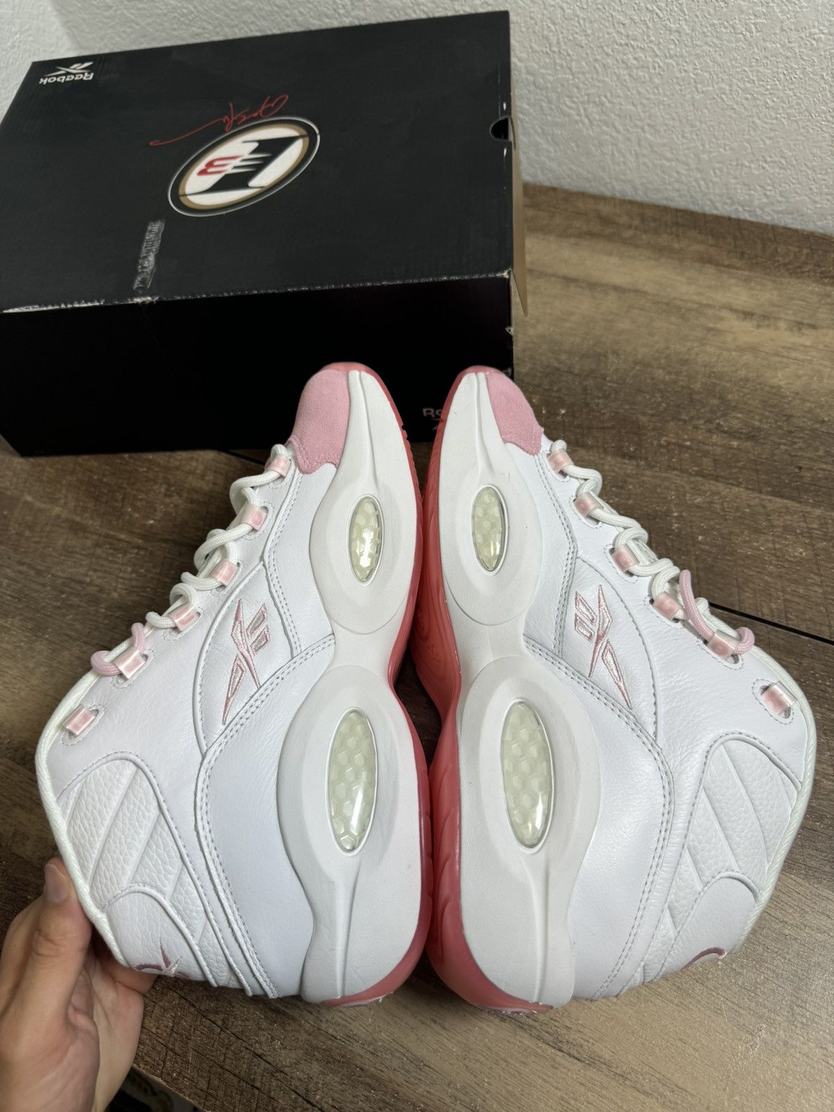 Reebok Reebok Question Mid “Pink Toe” 2021 Men's Size 10.5 Iverson Size US 10.5 / EU 43-44 - 5 Thumbnail