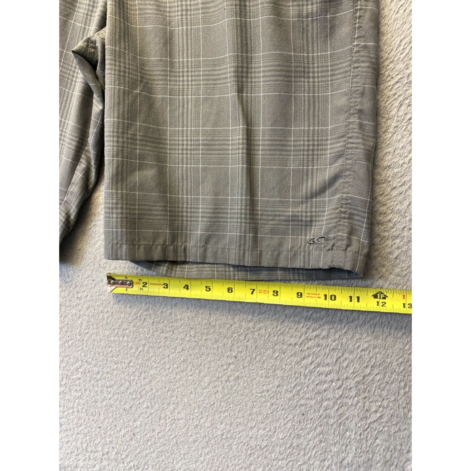 O'Neill VINTAGE O'Neill Men's Casual Shorts Size 34 Gray Plaid Cotton Blend Inseam 12 Boys Size US 34 / EU 50 - 6 Thumbnail