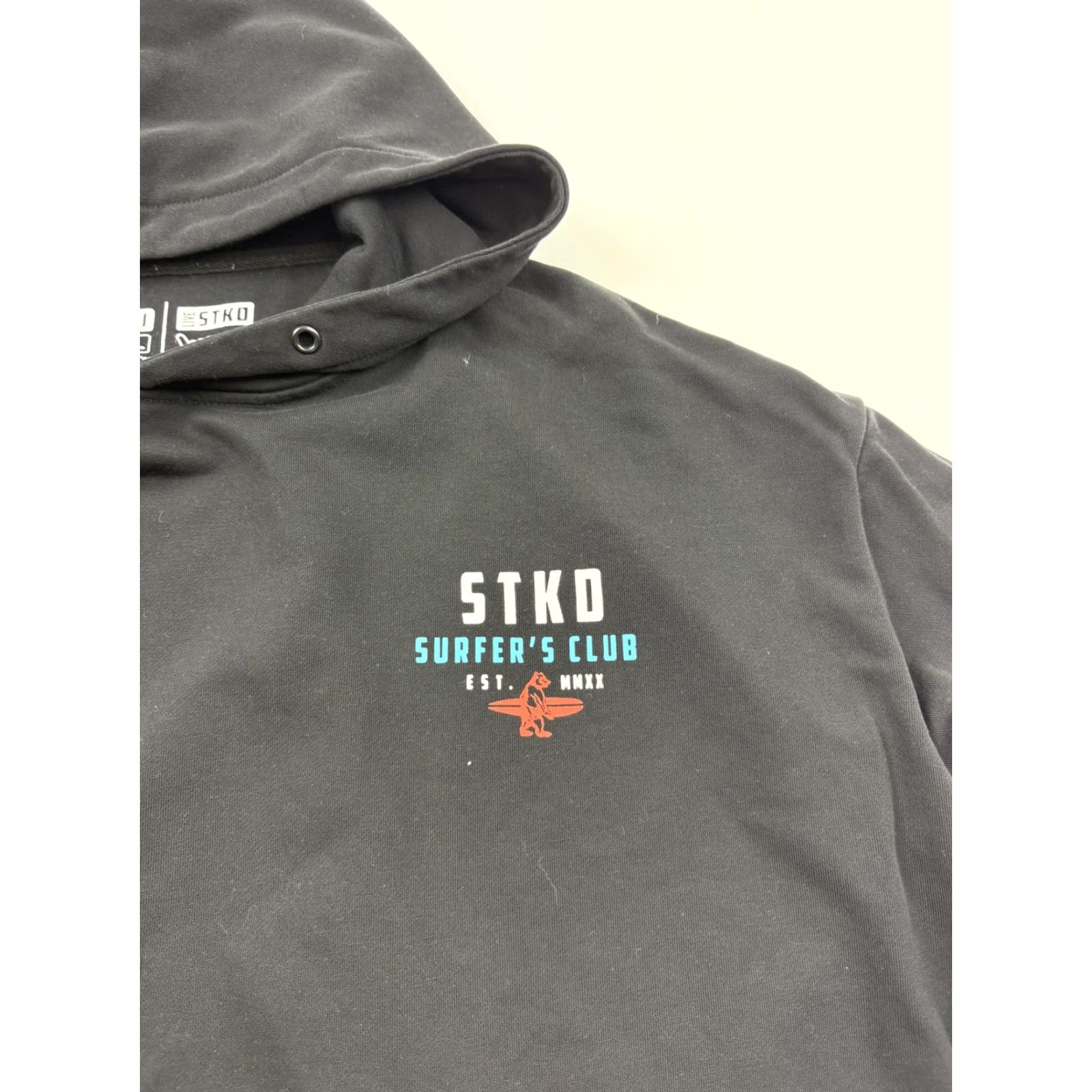 Vintage STKD Hoodie Men's 2XL Black Surfer's Club Graphic Fleece Pullover Sweatshirt Shirt Pullover Mens Graphic Print Size US XXL / EU 58 / 5 - 4 Thumbnail