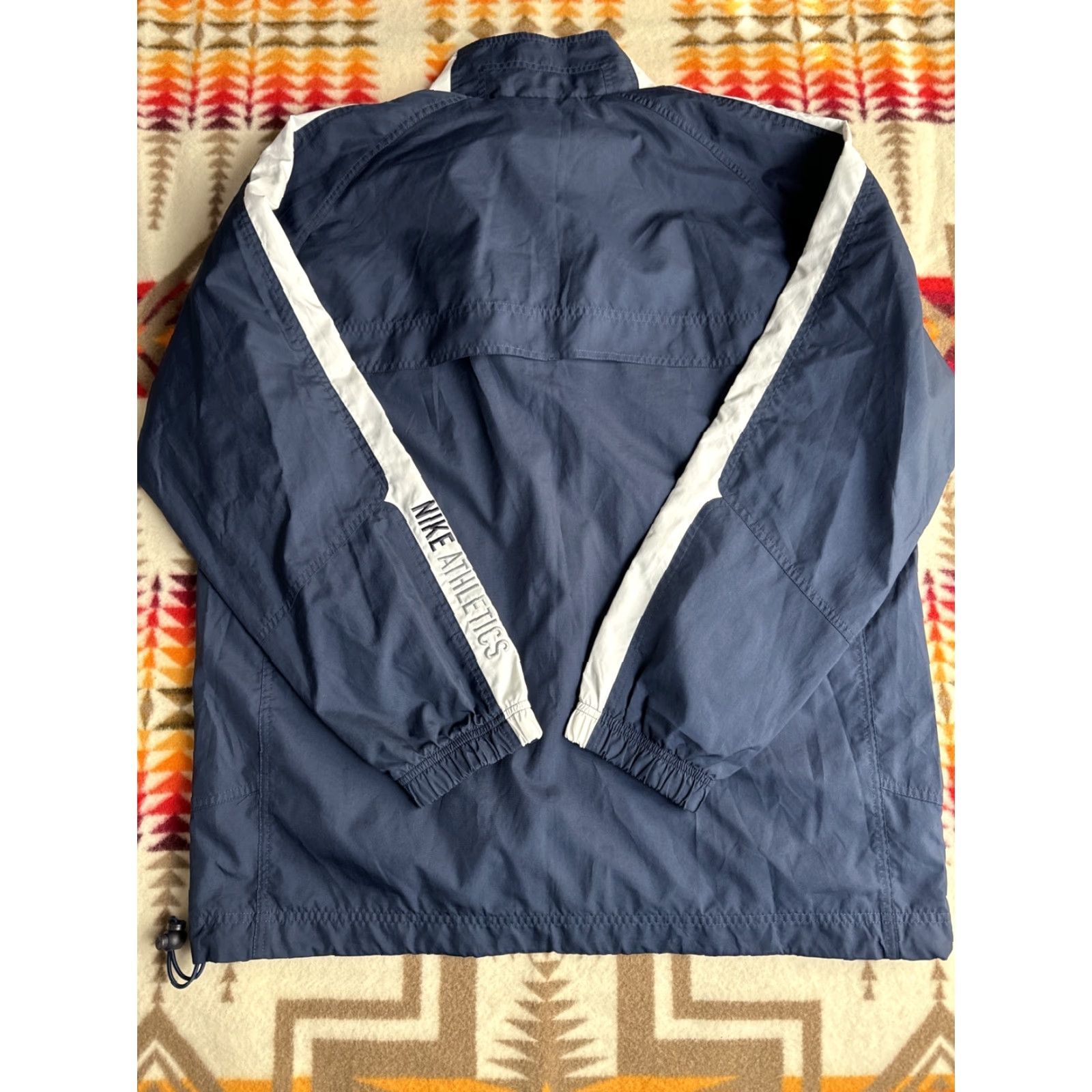 Nike VINTAGE Nike Athletics Windbreaker Anorak Jacket Mens L Navy Blue White Size US L / EU 52-54 / 3 - 6 Thumbnail