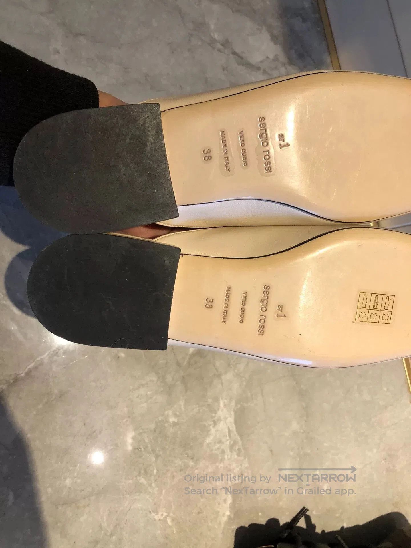 Sergio Rossi Sergio Rossi Leather Mules. Size US 4 / IT 34 - 7 Thumbnail