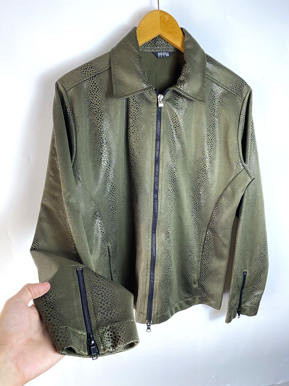 image of 20471120 x Beauty Beast Ppfm Snake Skin Jacket in Green, Men's (Size Medium)