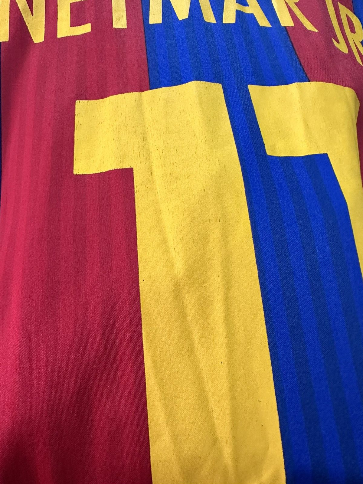 Vintage Vintage Barcelona Neymar 11 soccer jersey size L Size US L / EU 52-54 / 3 - 7 Thumbnail