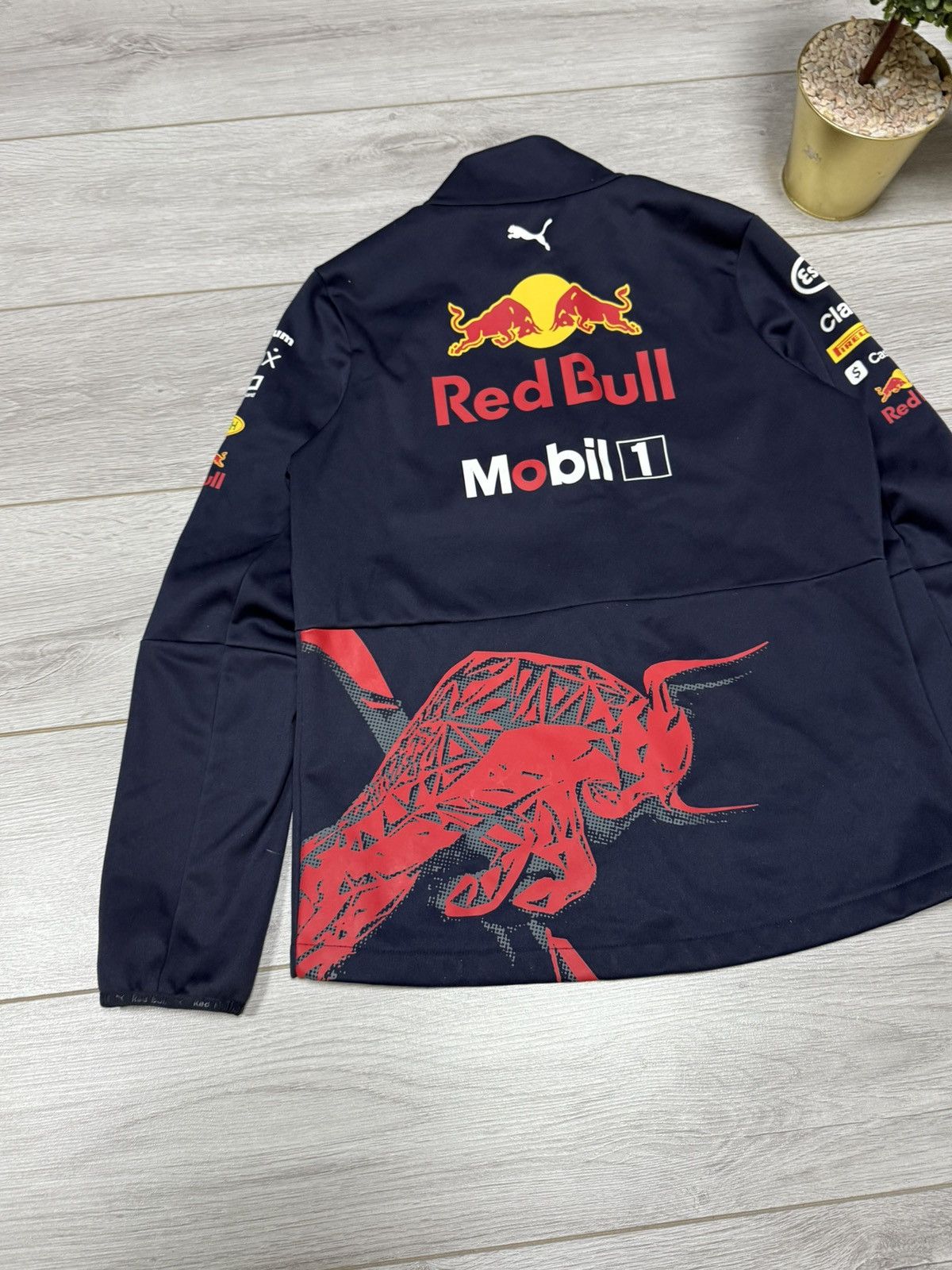 Puma × Red Bull Puma Red Bull Pirelli mobil 1 big logo print jacket zip Size US M / EU 48-50 / 2 - 10 Thumbnail