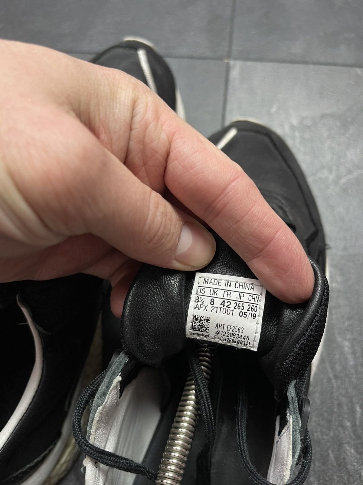 Adidas × Vintage × Yohji Yamamoto Vintage adidas y-3 low top leather sneakers Size US 9 / EU 42 - 16 Thumbnail