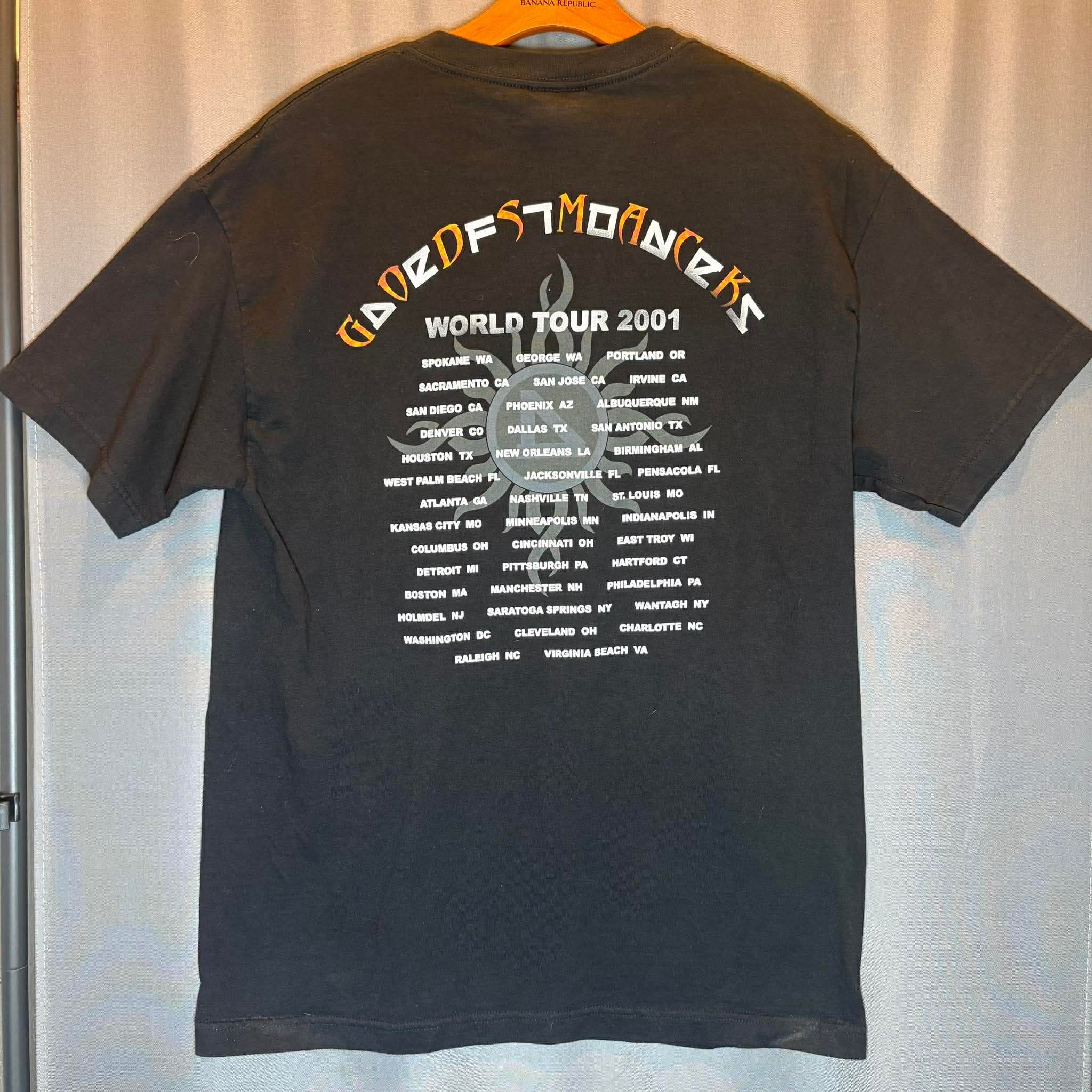 Band Tees Vintage Style Godsmack Sun Logo Rock Band T Shirt Size US L / EU 52-54 / 3 - 6 Thumbnail