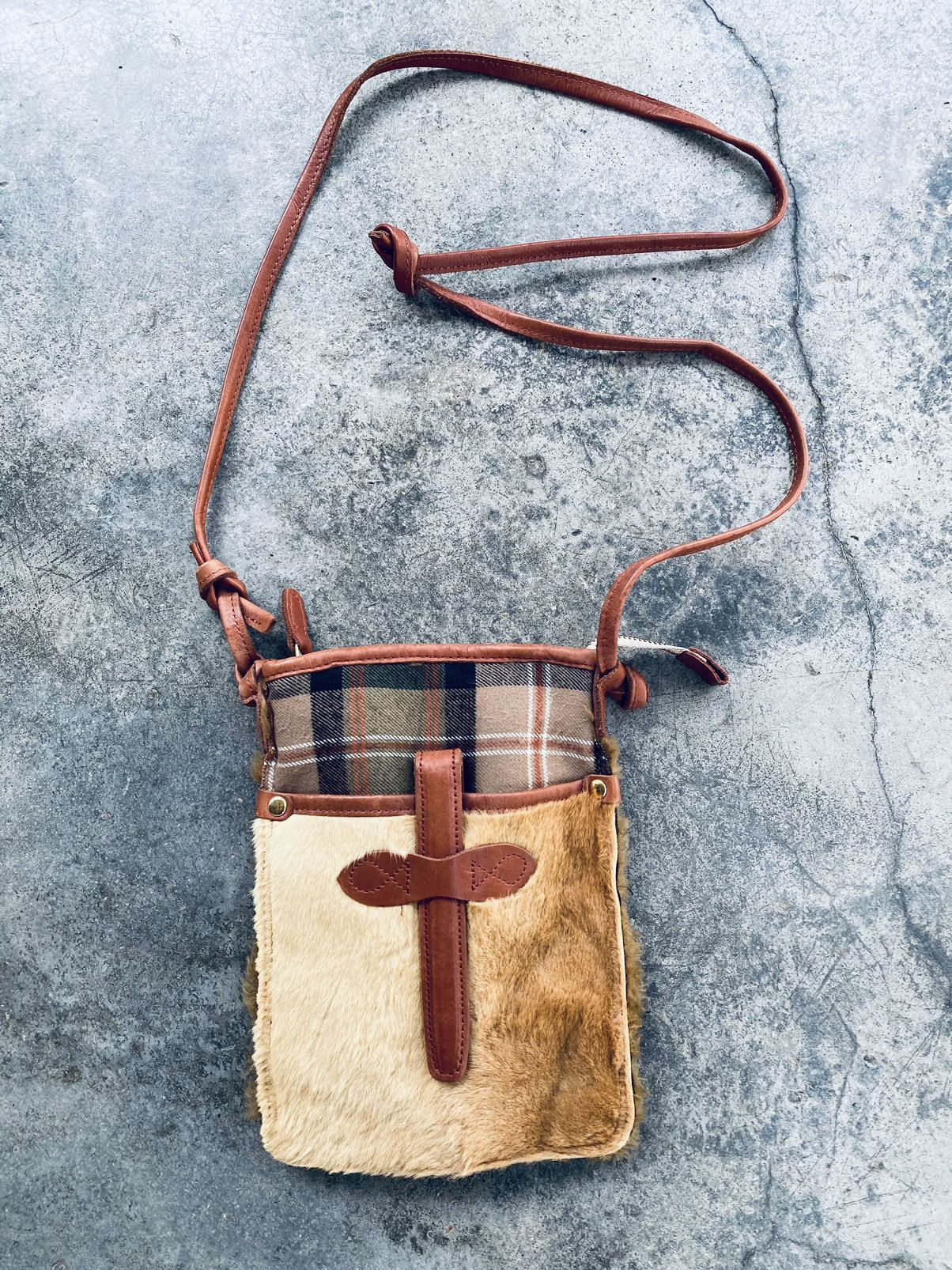 Japanese Brand Vintage Rare Frame Work Japanese Sling Bag Size ONE SIZE - 1 Thumbnail
