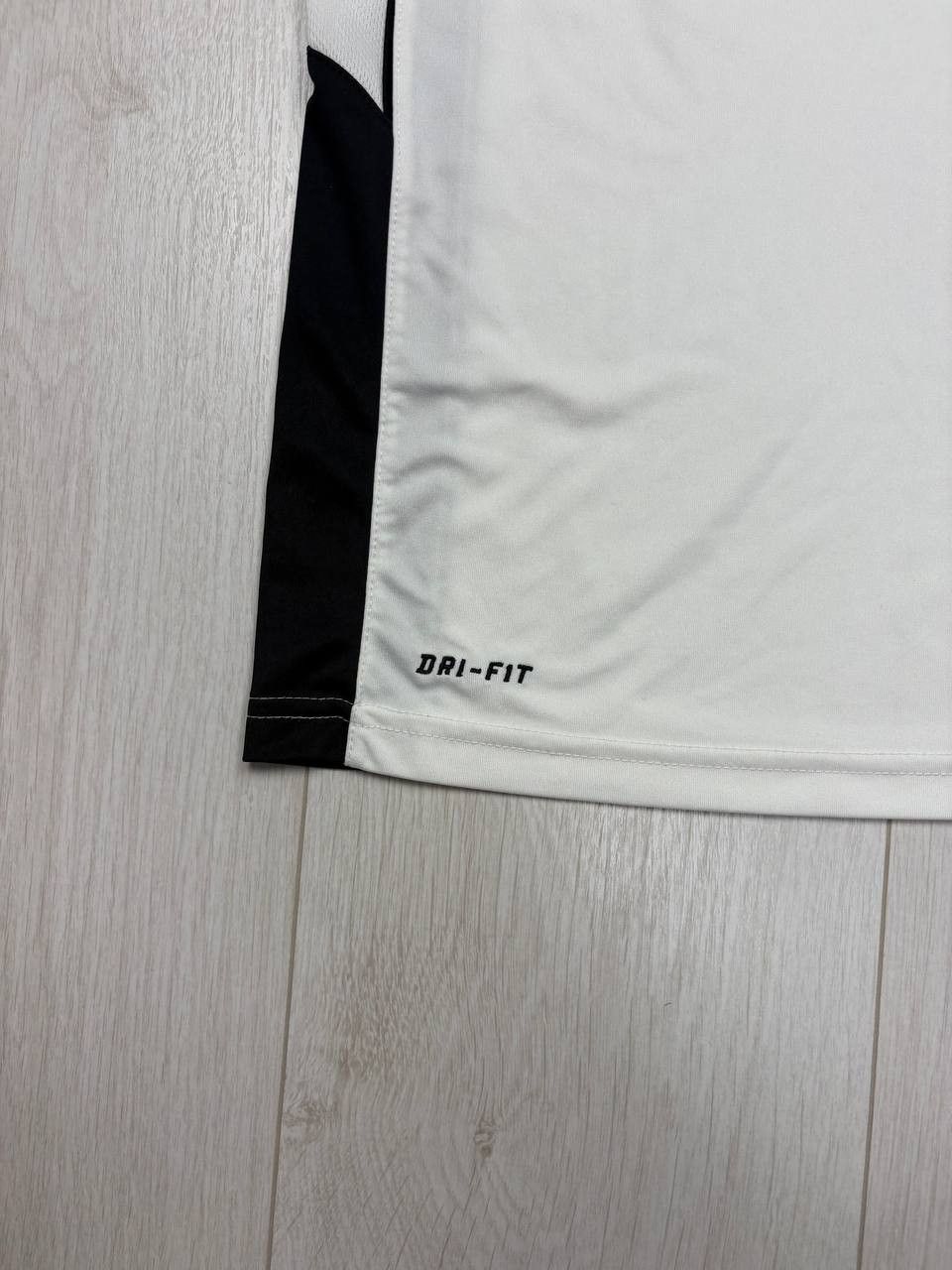 Nike 🇨🇭 Nike FCZ Zurich Switzerland Suisse Swiss Soccer T-Shirt Size US M / EU 48-50 / 2 - 4 Thumbnail