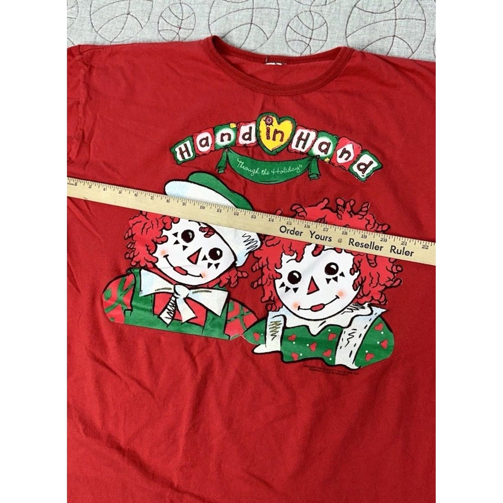 Vintage VINTAGE Friends Snowden & Friends Raggedy Ann Andy Shirt 1998 Hand in Hand One Size Red Womens Size ONE SIZE - 6 Thumbnail