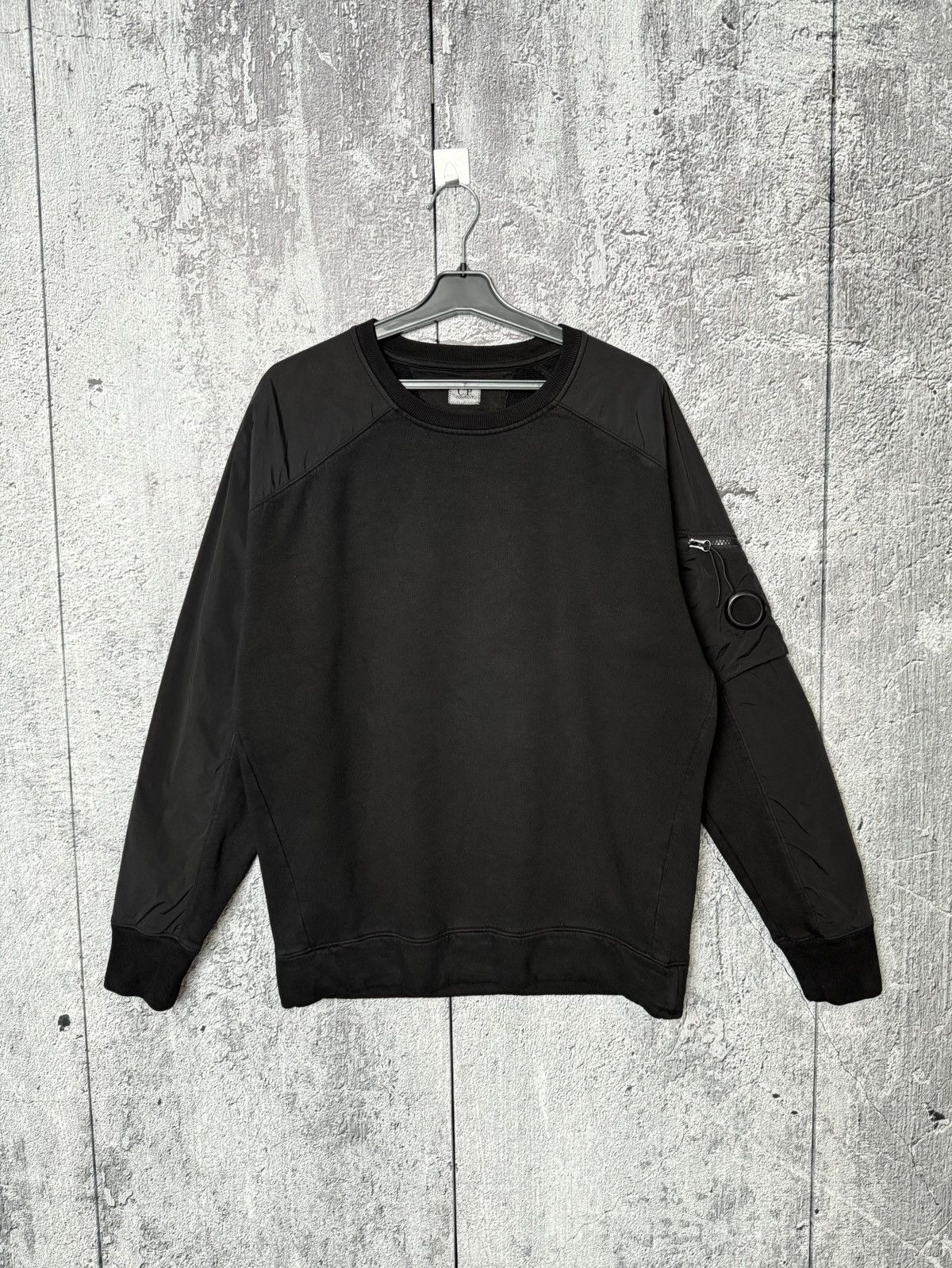 C.P. Company C. P. Company Crewneck Sweatshirt Nylon Lens Sleeve Pullover Size US M / EU 48-50 / 2 - 1 Thumbnail