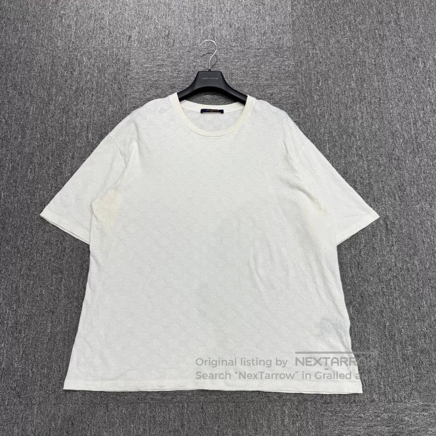 Louis Vuitton Louis Vuitton LV Embossed Monogram Short-Sleeve. Size US XXL / EU 58 / 5 - 1 Thumbnail