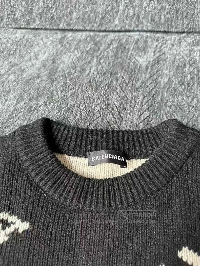 Balenciaga Balenciaga Logo Print Sweater. Size US S / EU 44-46 / 1 - 3 Thumbnail