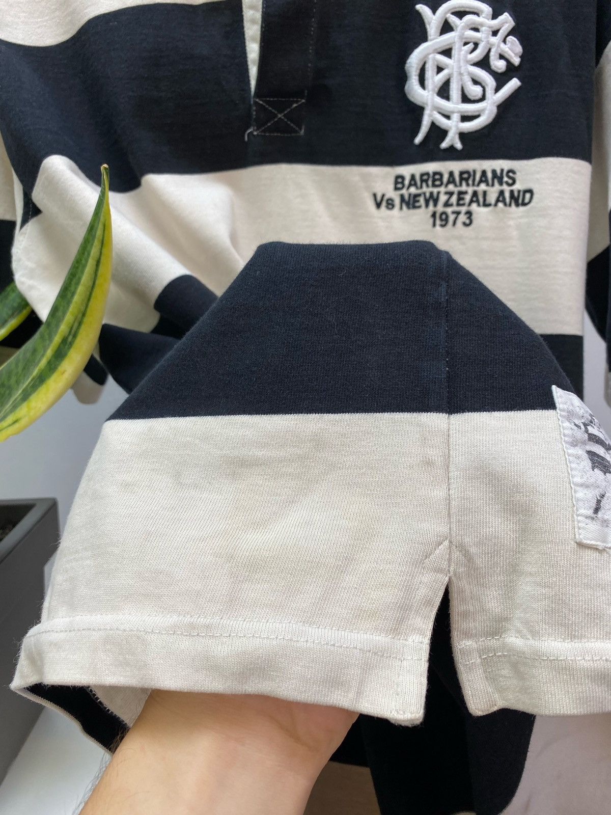 Other Cotton Traders Barbarians VS New Zealand 1973 Polo T Shirt Size US L / EU 52-54 / 3 - 8 Thumbnail