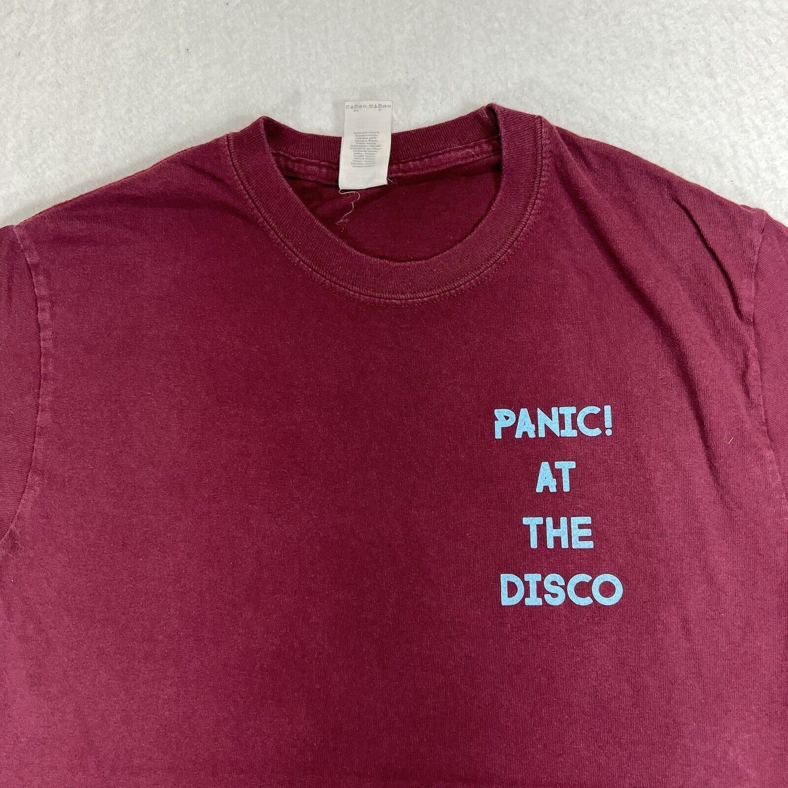 Gildan Panic! At The Disco Small Maroon Long Sleeve Graphic T Shirt Size US S / EU 44-46 / 1 - 2 Thumbnail