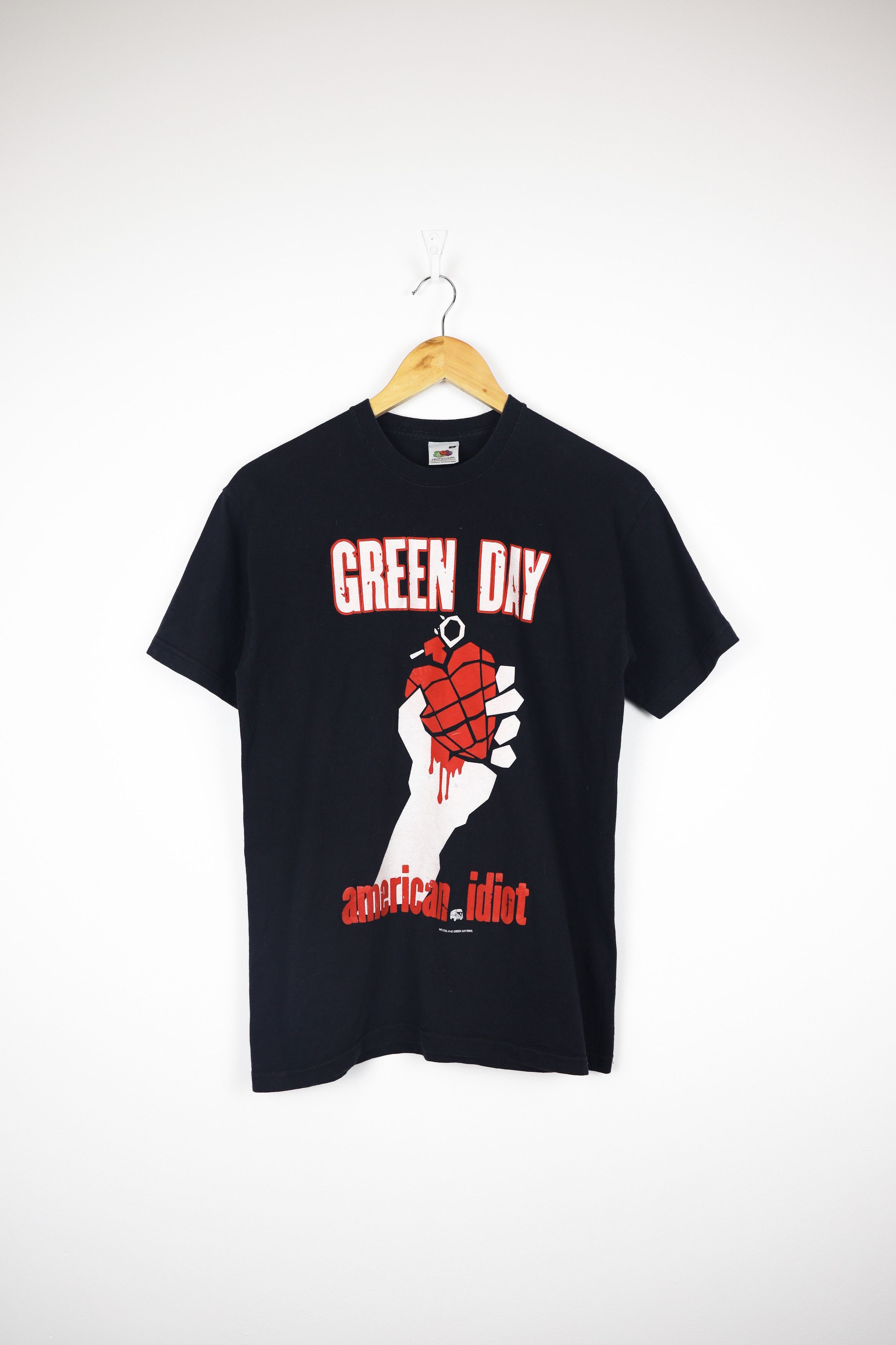 Band Tees × Vintage Vintage Green Day American Idiot Band Graphic Tee T-shirt Size US S / EU 44-46 / 1 - 1 Thumbnail
