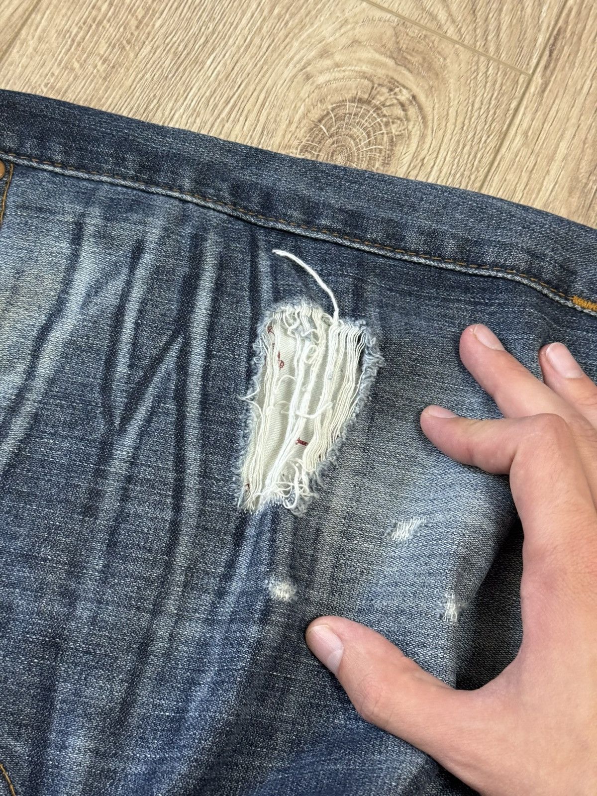 True Religion True Religion Y2K denim distressed vintage retro pants jeans Size US 32 / EU 48 - 18 Thumbnail