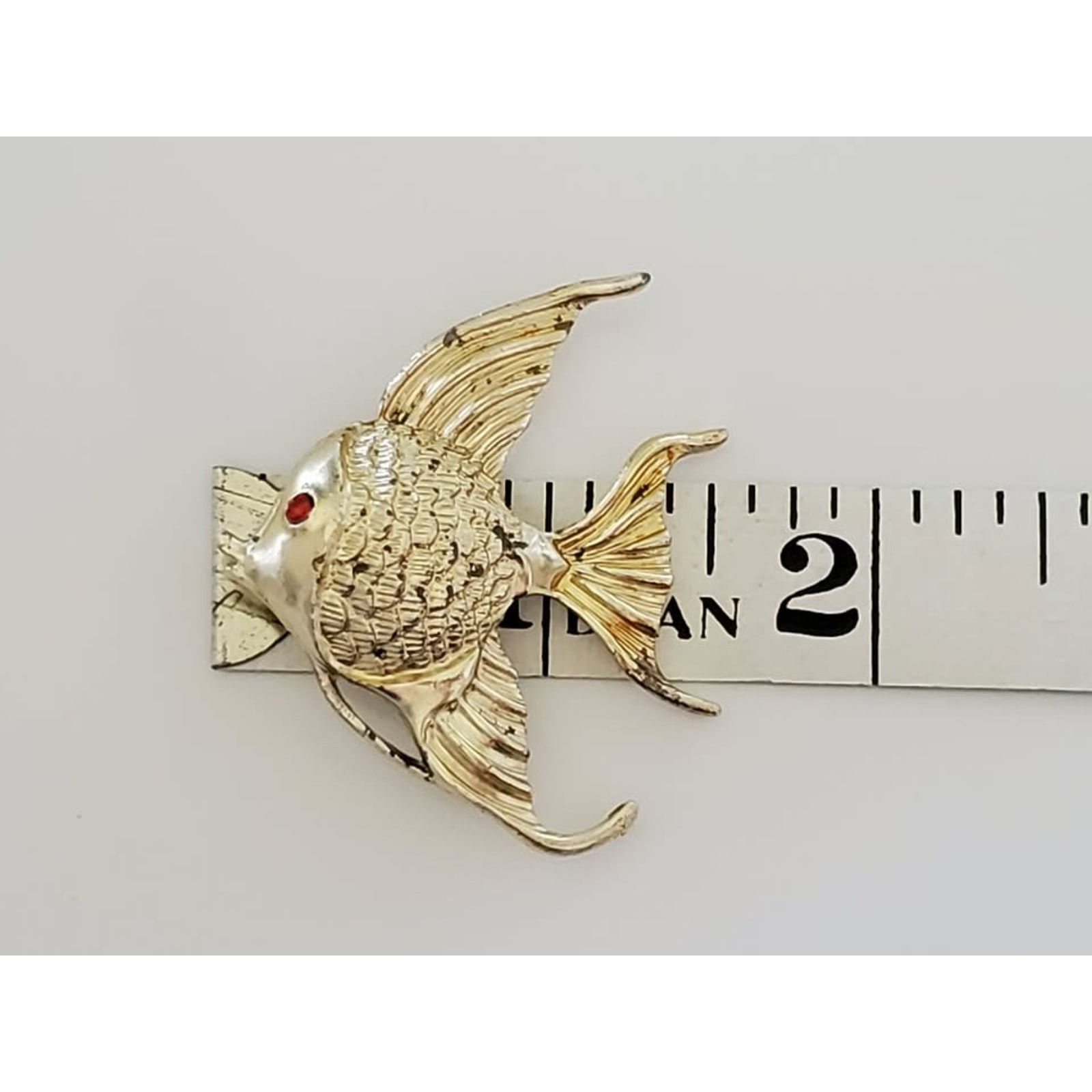 Other Vintage Angel Fish with Red Stone Eye Brooch Size ONE SIZE - 4 Thumbnail