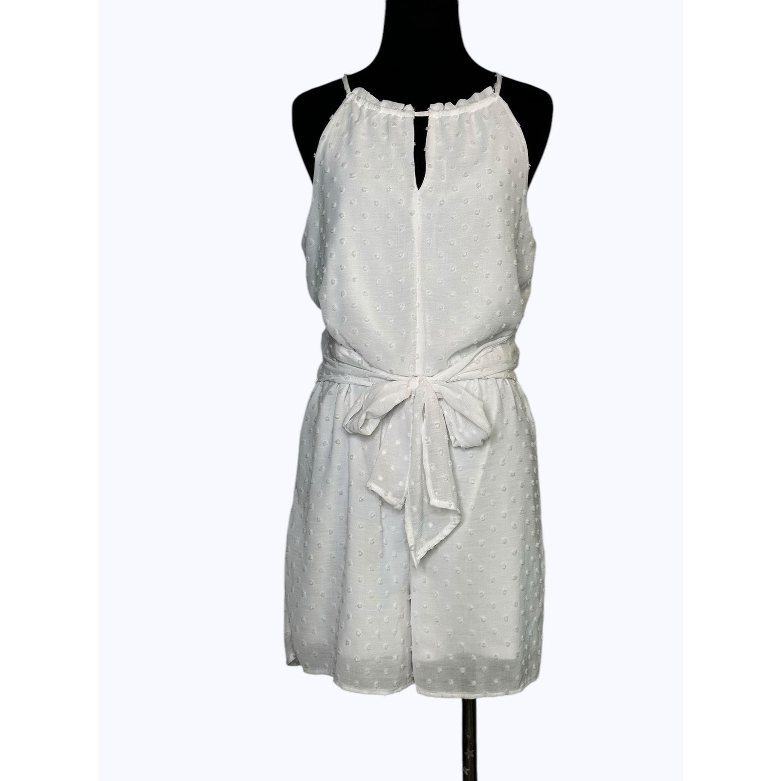Bar III BAR III white swiss dot texture halter romper size Medium Size 28" / US 6 / IT 42 - 1 Thumbnail