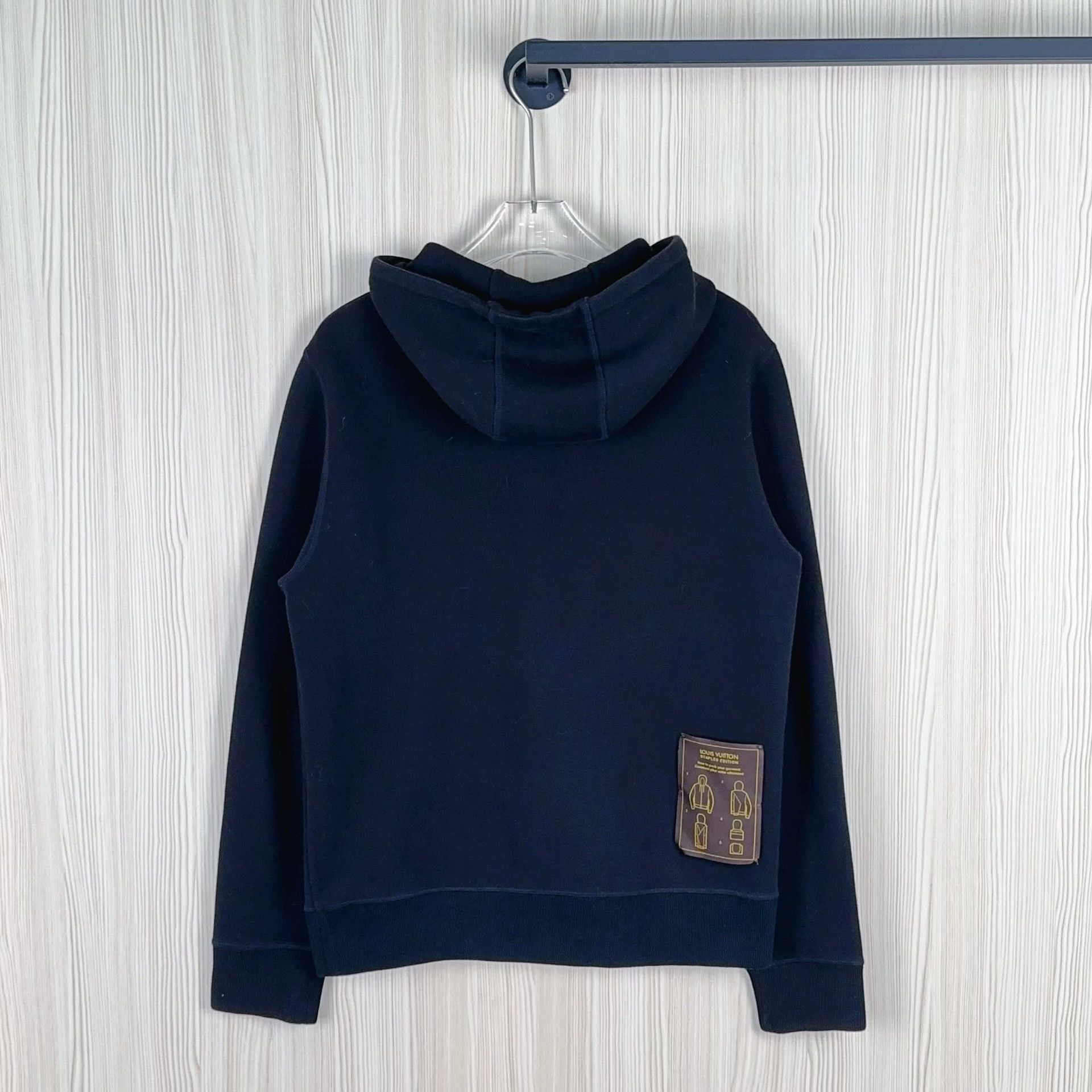 Louis Vuitton louis vuitton navy hooded sweatshirt size M Size US M / EU 48-50 / 2 - 2 Thumbnail