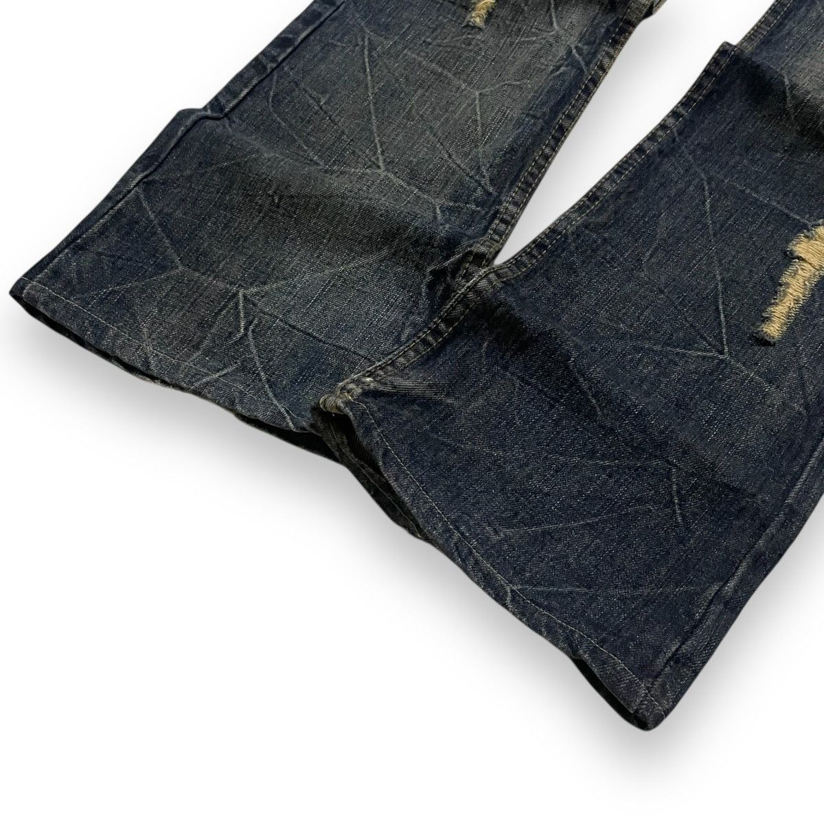If Six Was Nine JAPANES FLARE DESIGNER K.U.I CO L.T.D DENIM (30×40) Size US 30 / EU 46 - 6 Thumbnail